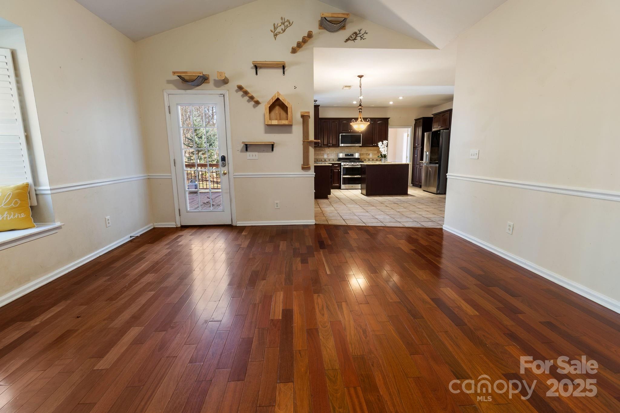 4806 Hickory Glen Drive Property Photo 19