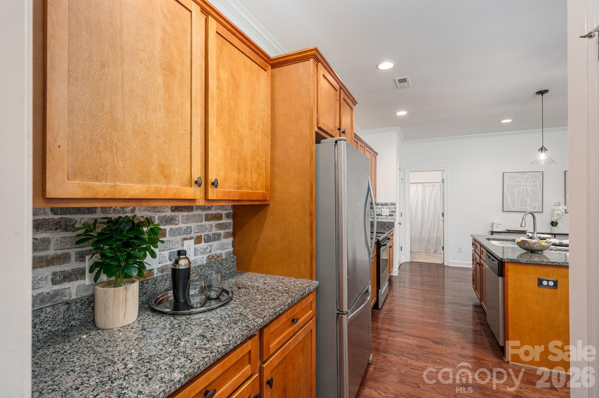 6033 Bountiful Street Property Photo 13