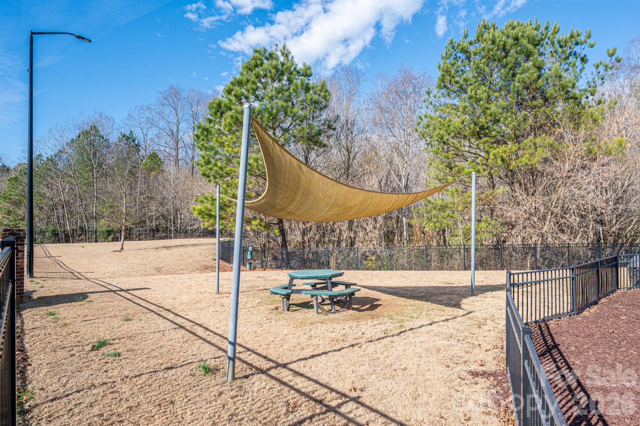 6033 Bountiful Street Property Photo 46
