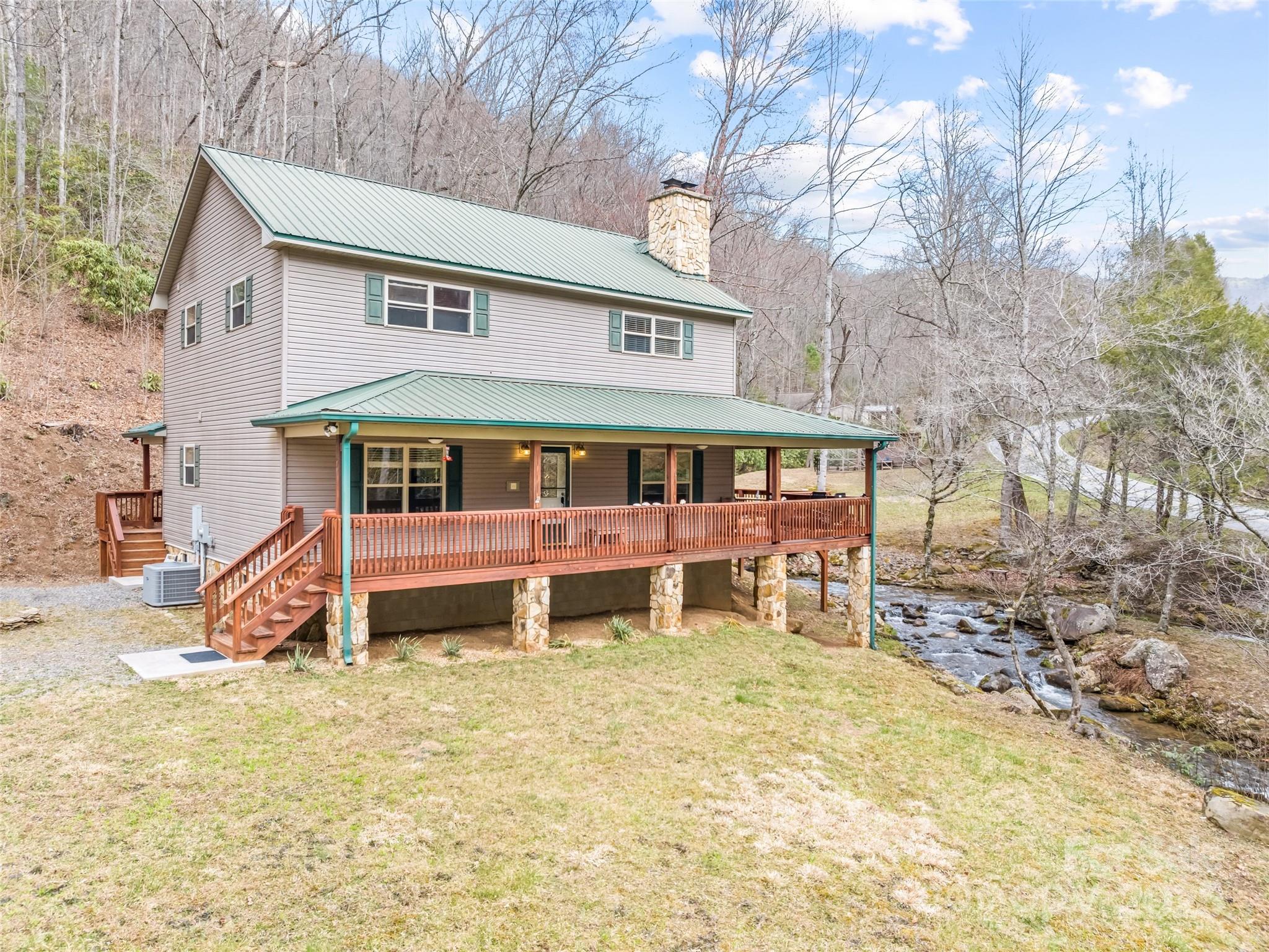 3975 Mountain Creek Road Property Photo 3