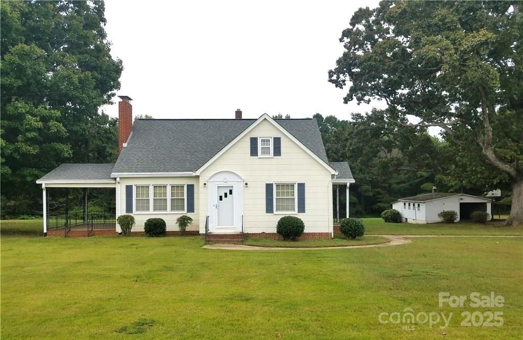 496 Brawley School Road Property Photo 4