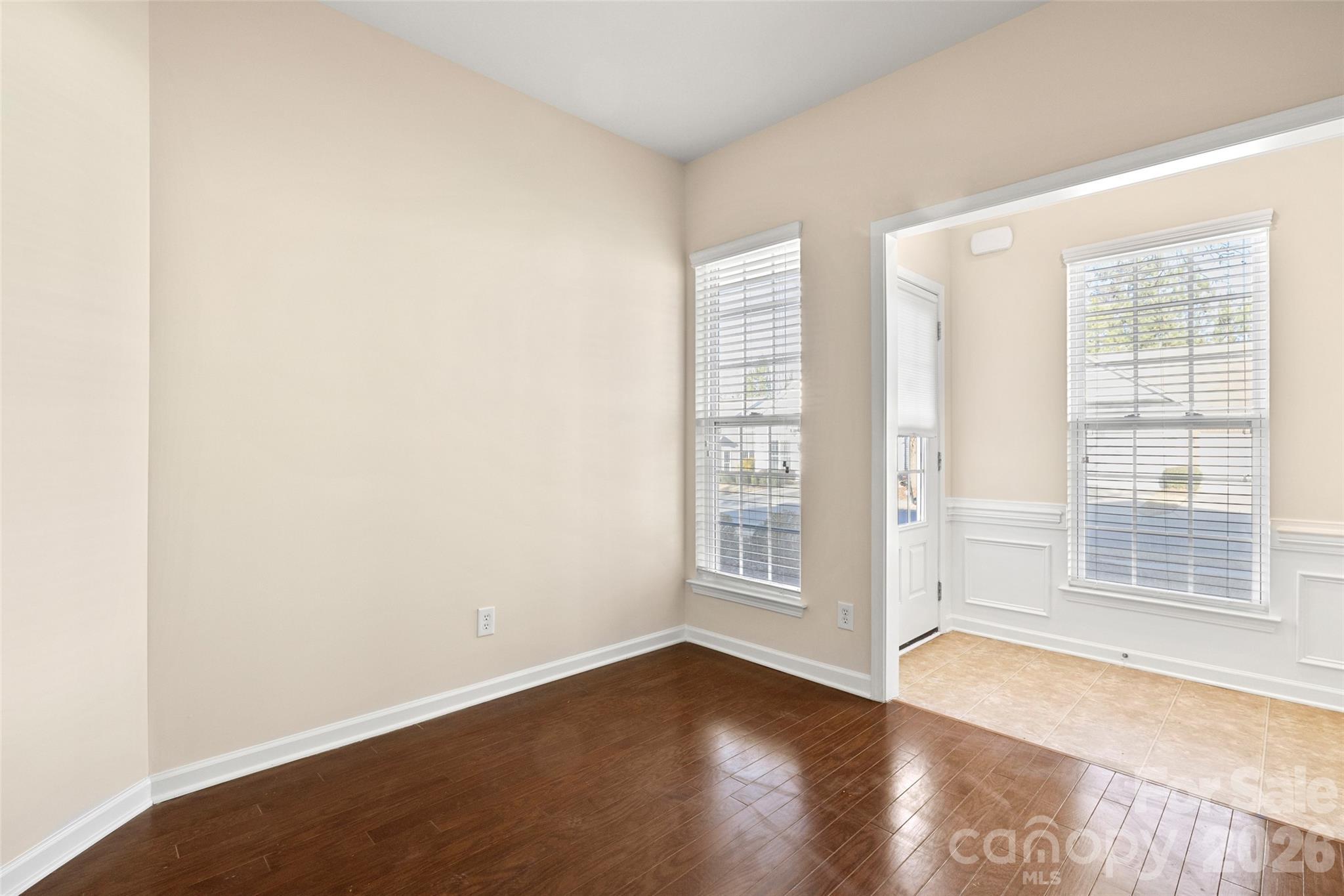 3012 Edisto Way Property Photo 4