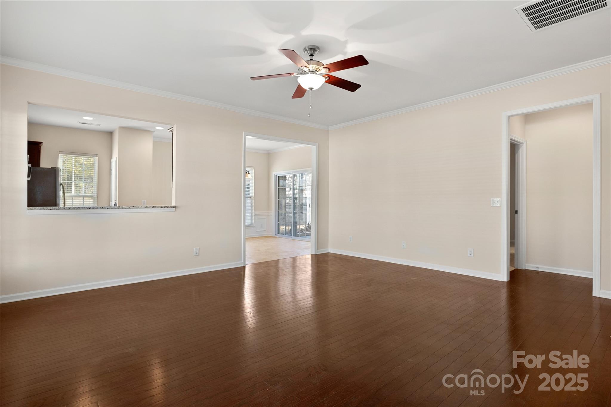 3012 Edisto Way Property Photo 6