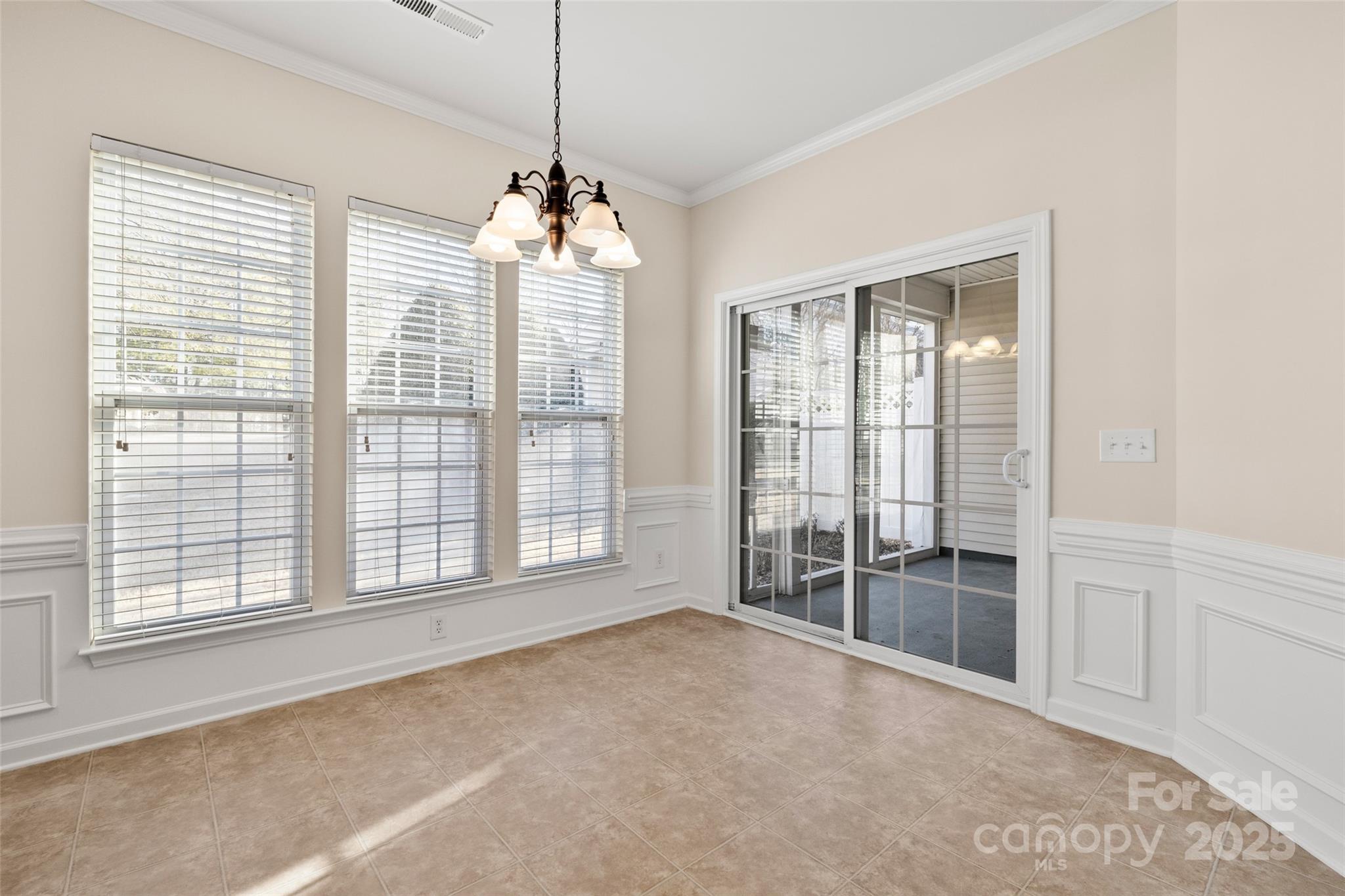 3012 Edisto Way Property Photo 9