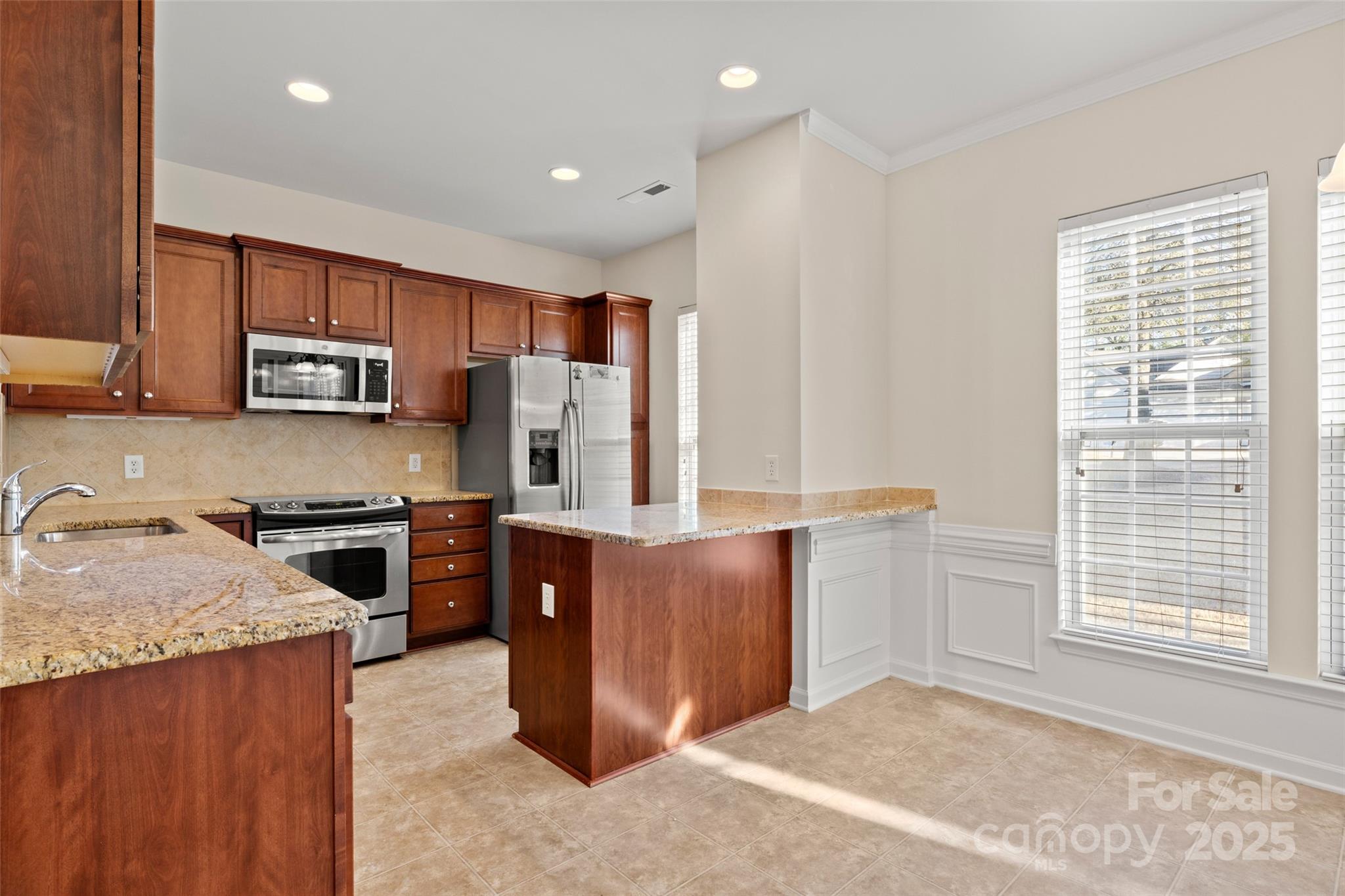 3012 Edisto Way Property Photo 11