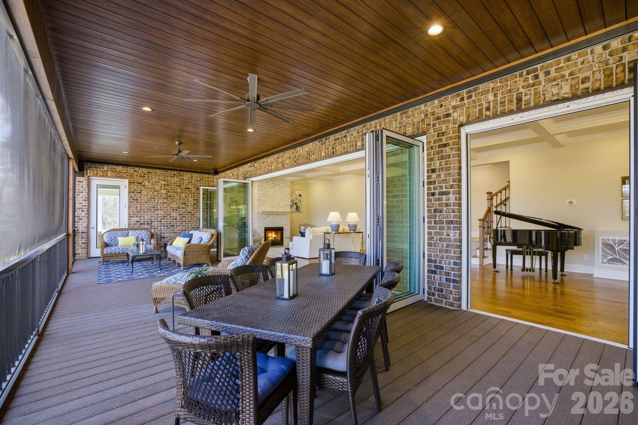 875 Starboard Reach None Property Photo 11