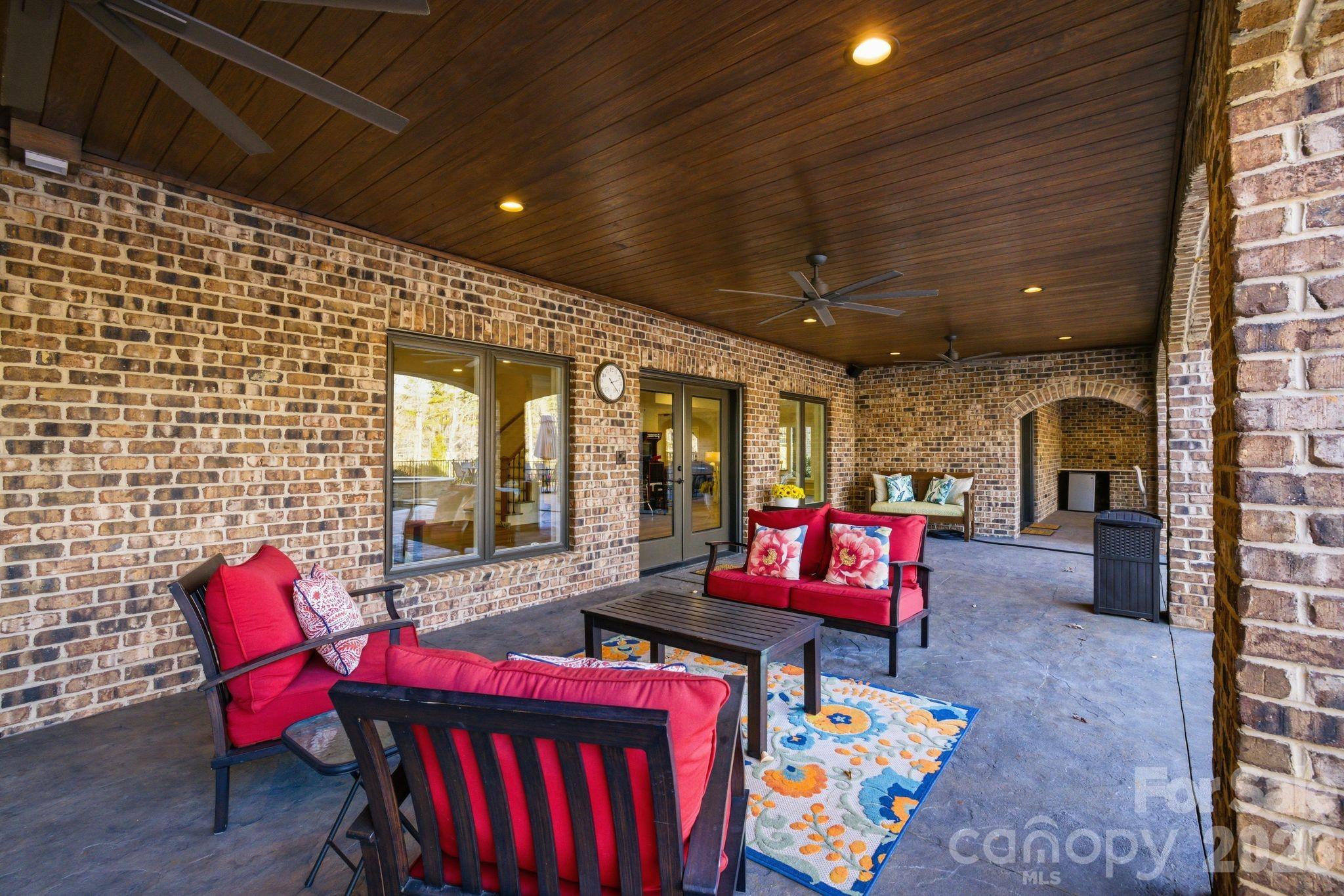 875 Starboard Reach None Property Photo 21
