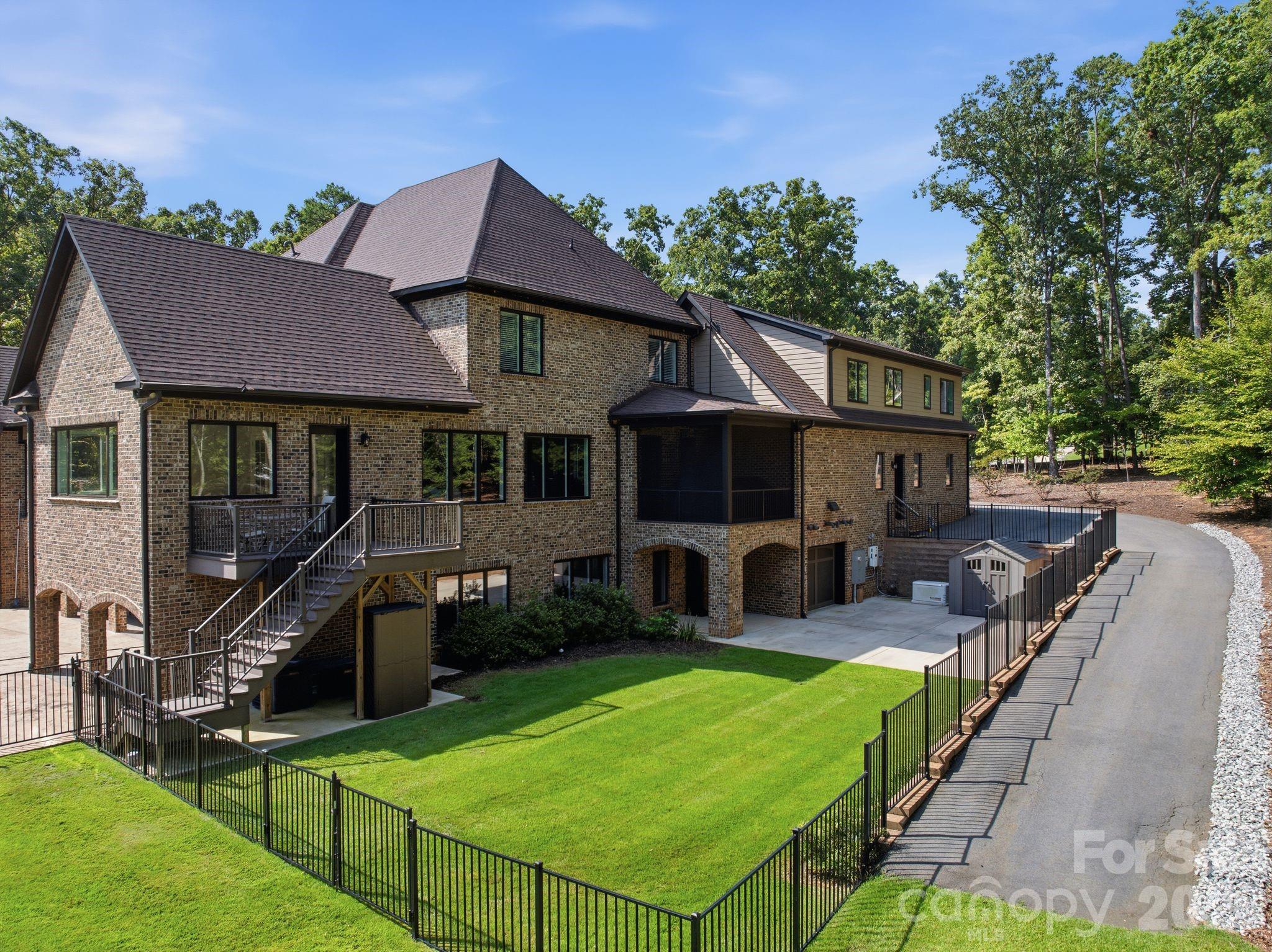 875 Starboard Reach None Property Photo 40