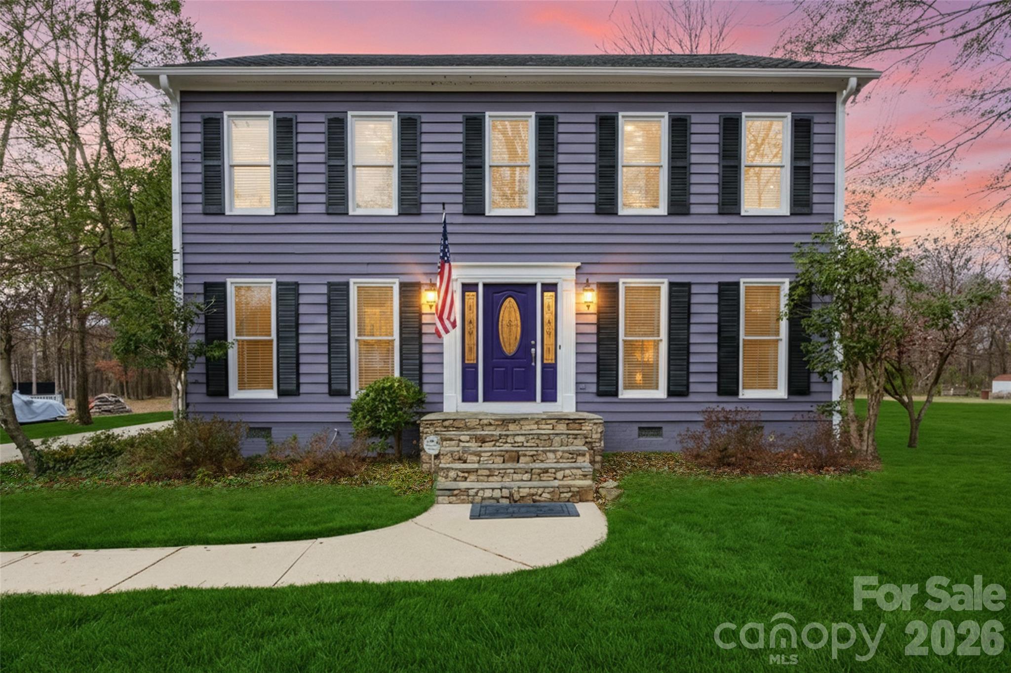 8230 Quail Hollow Drive Property Photo 1