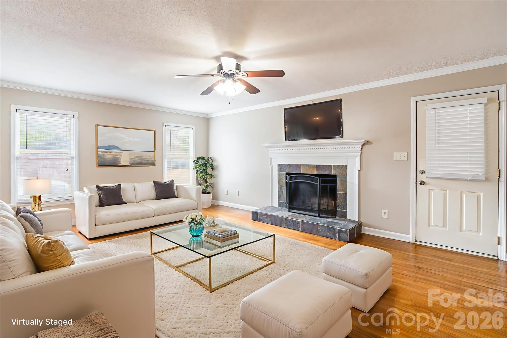 8230 Quail Hollow Drive Property Photo 3