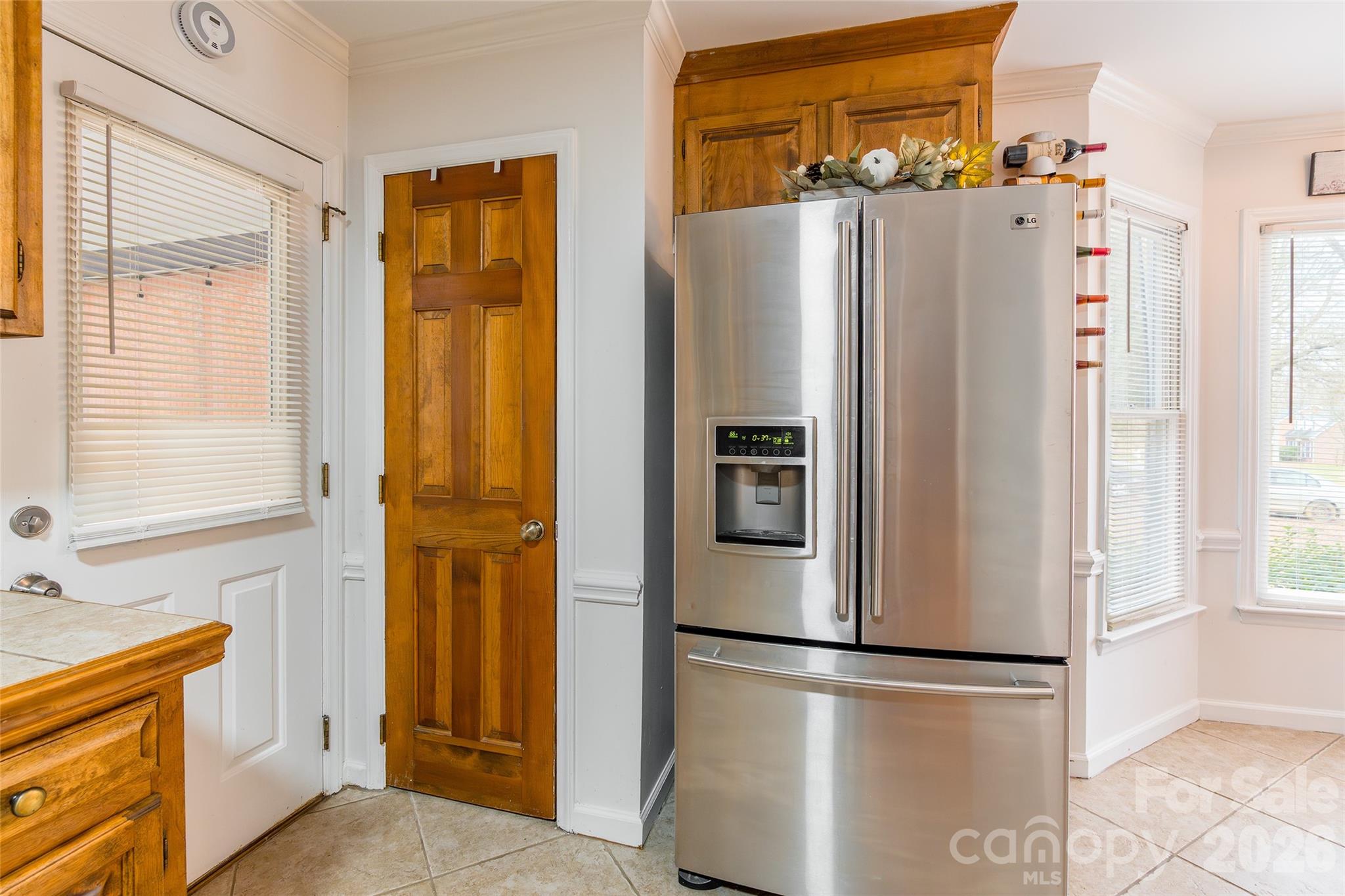8230 Quail Hollow Drive Property Photo 15