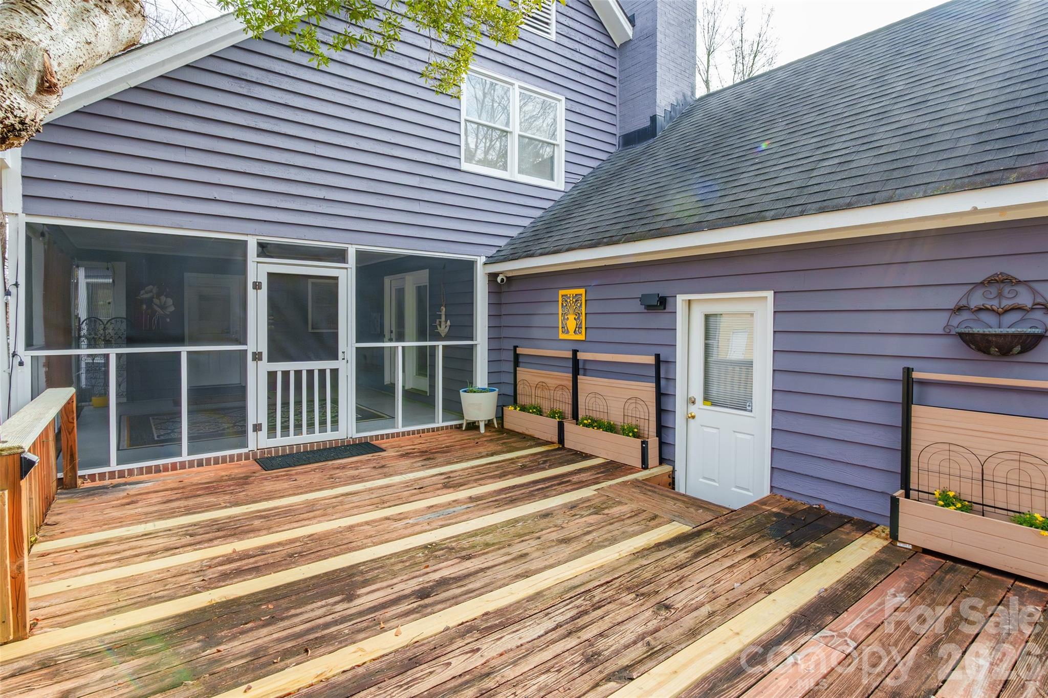 8230 Quail Hollow Drive Property Photo 34