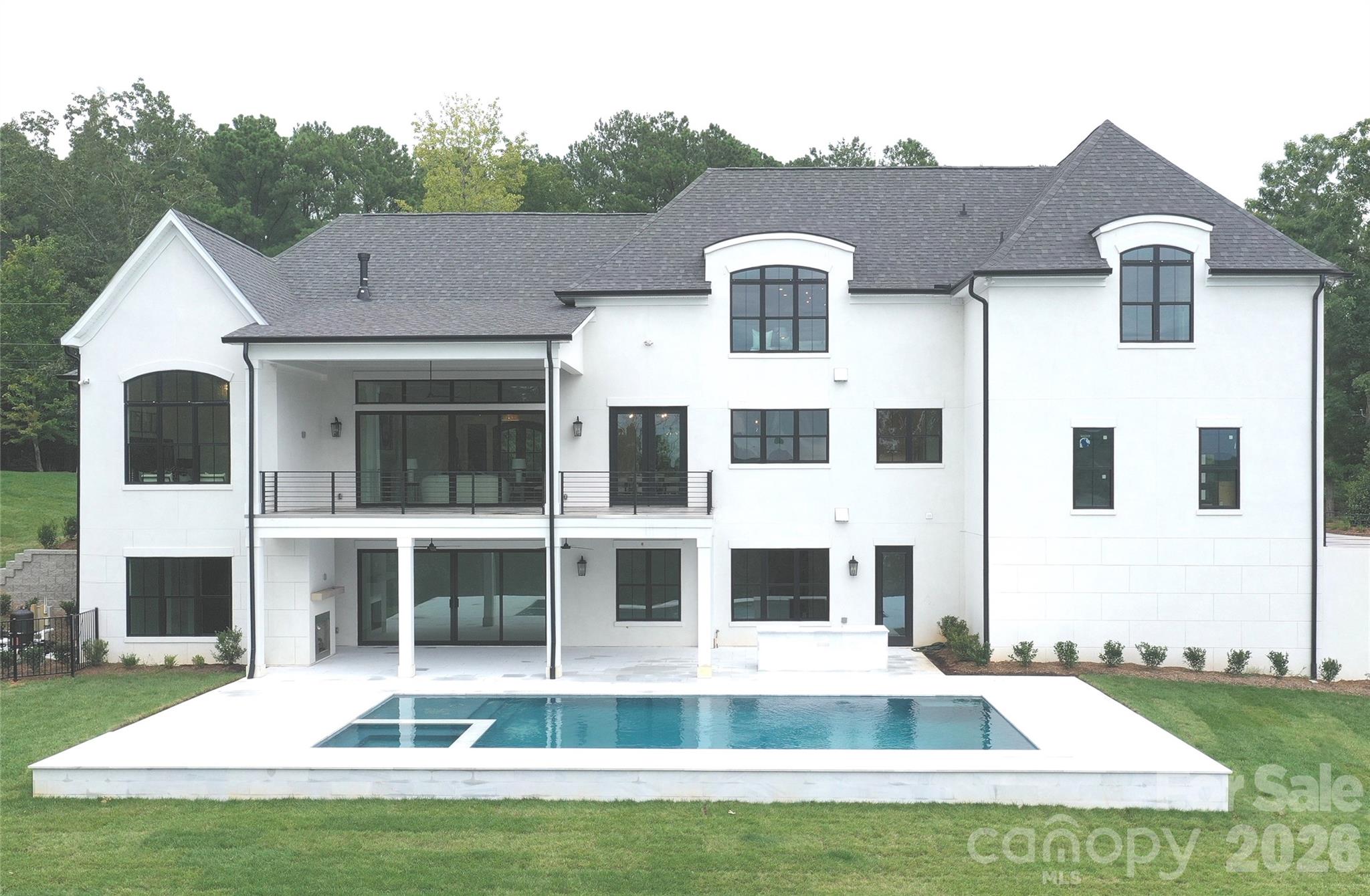 18304 Rosapenny Road Property Photo 3