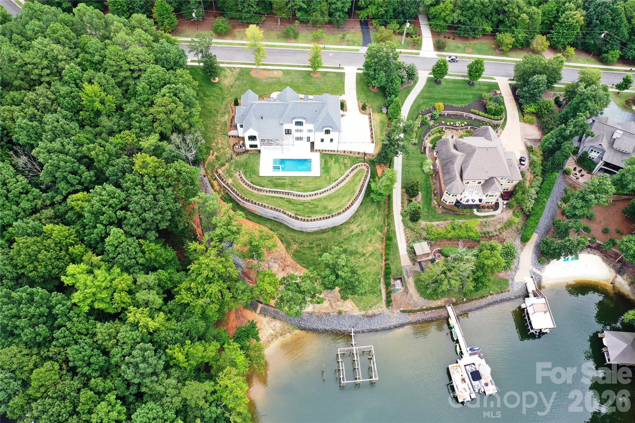 18304 Rosapenny Road Property Photo 8