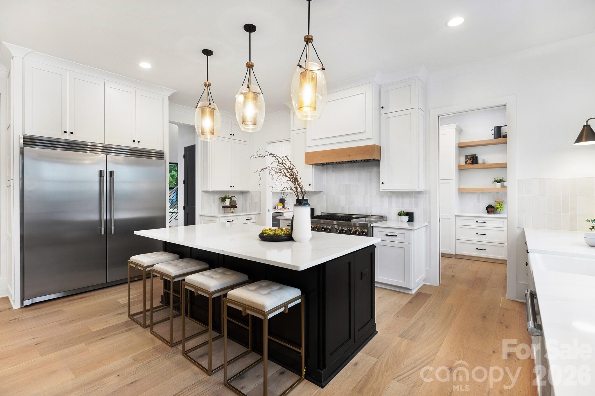 18304 Rosapenny Road Property Photo 14