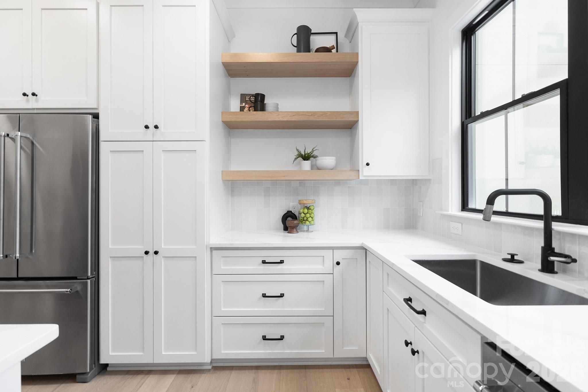 18304 Rosapenny Road Property Photo 16