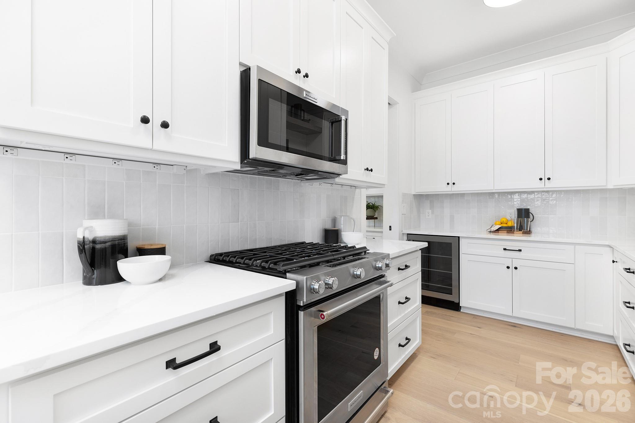 18304 Rosapenny Road Property Photo 17