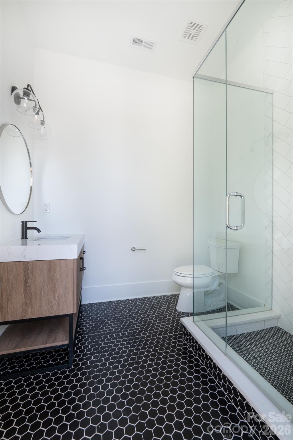 18304 Rosapenny Road Property Photo 40