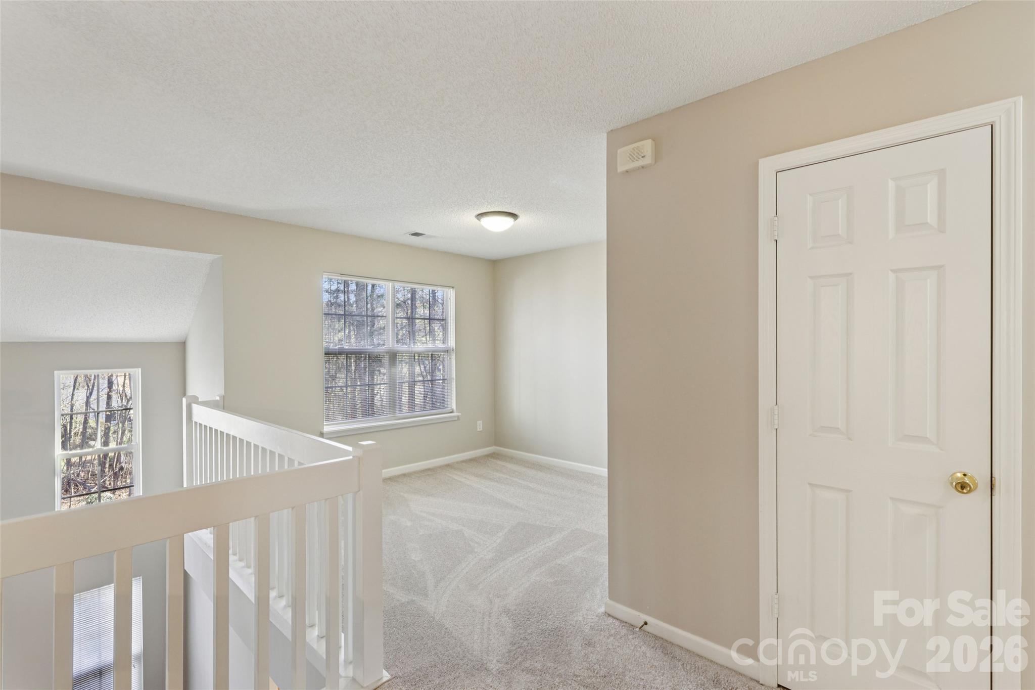 10213 University Park Lane Property Photo 4