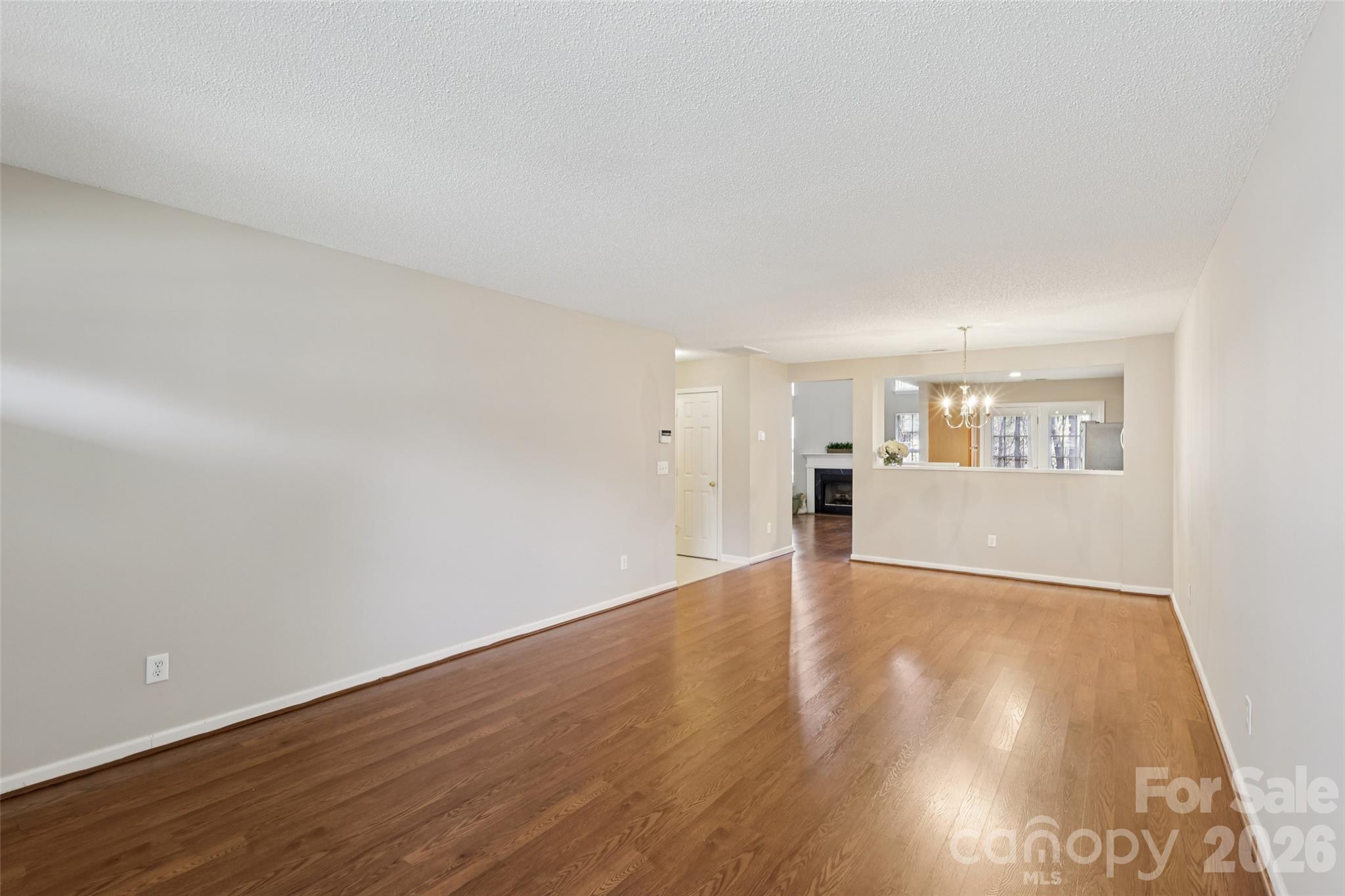 10213 University Park Lane Property Photo 9