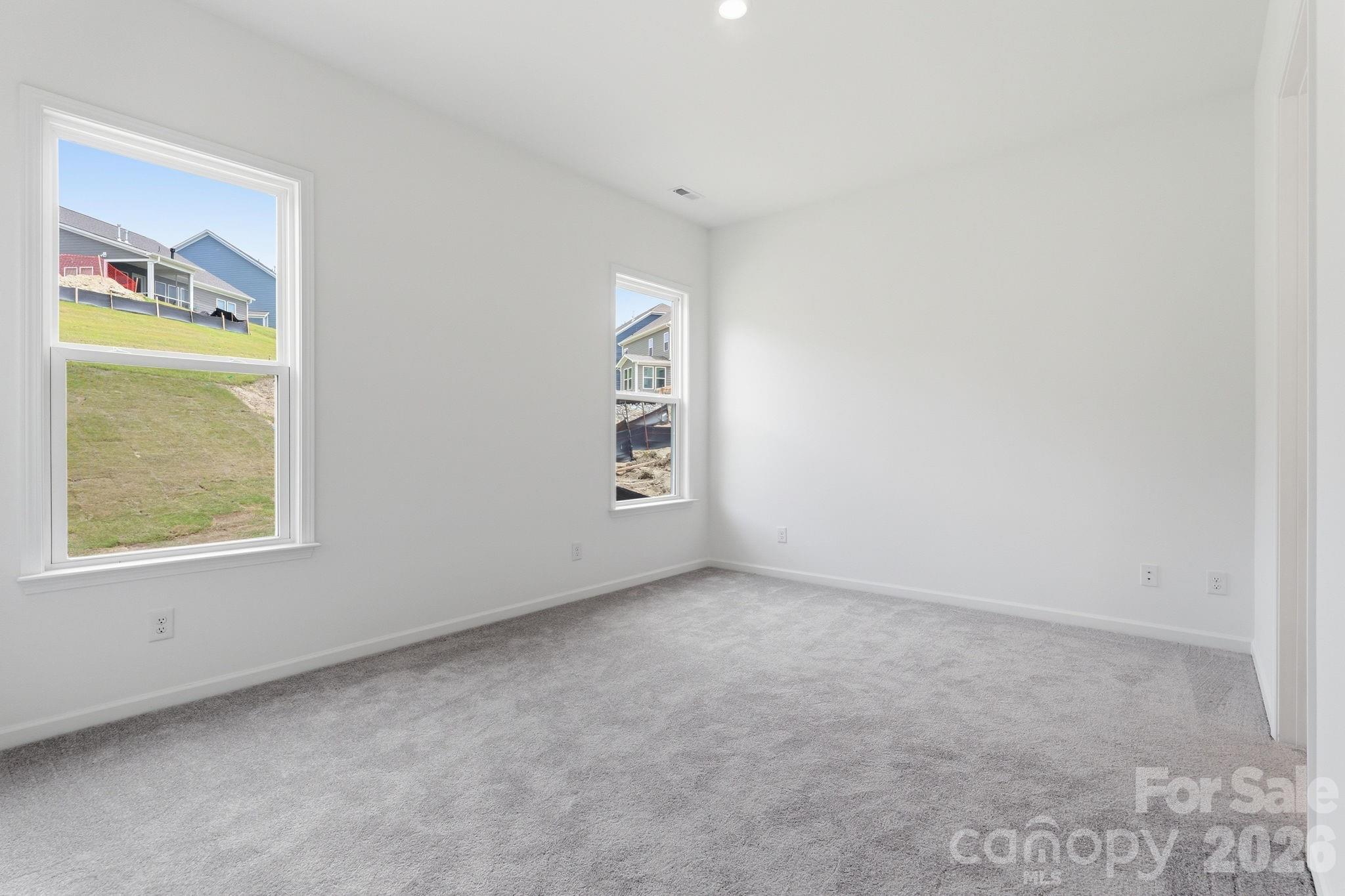 5068 Duval Circle Property Photo 6