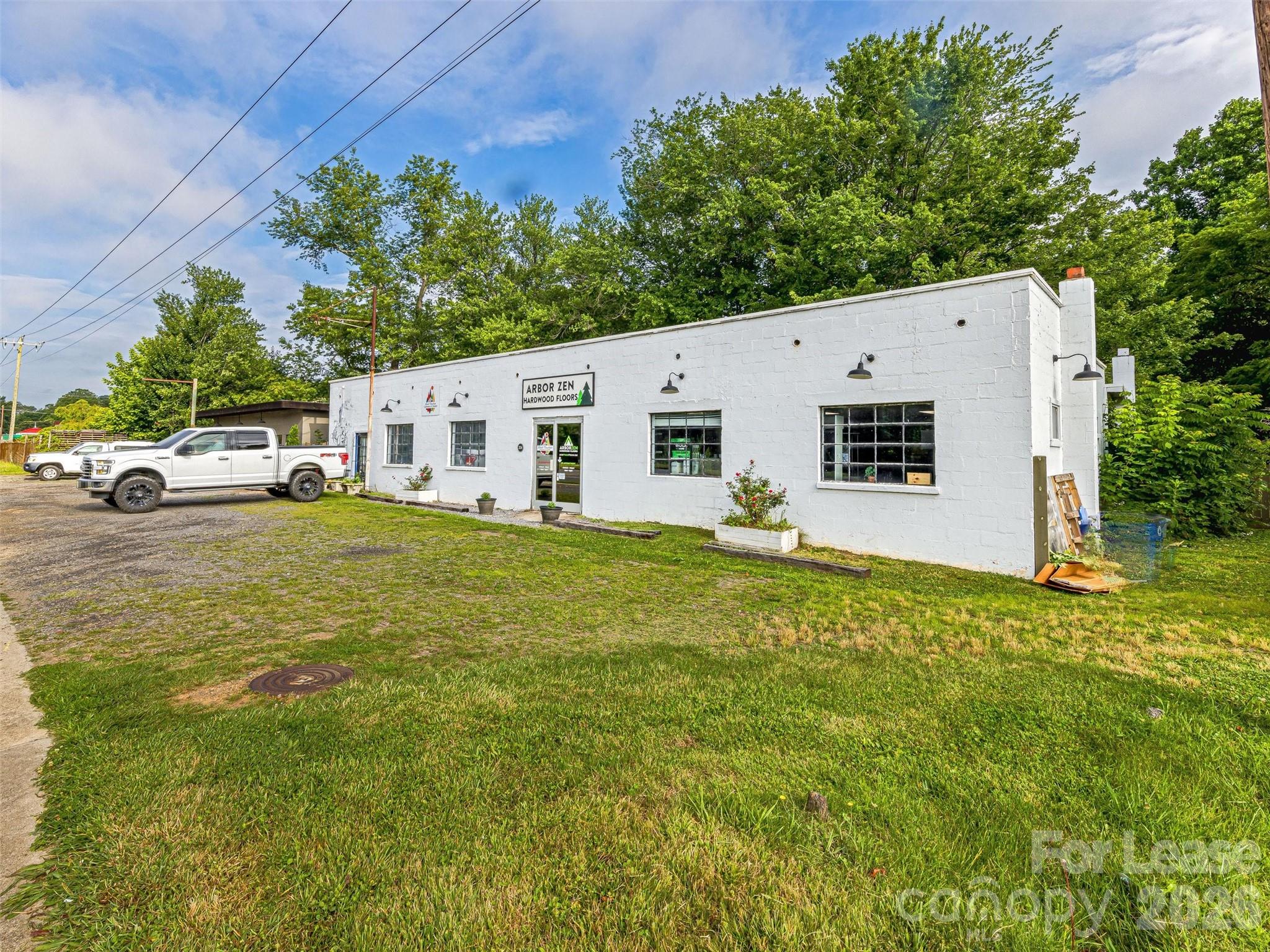 3156 Us 70 Highway Property Photo 3
