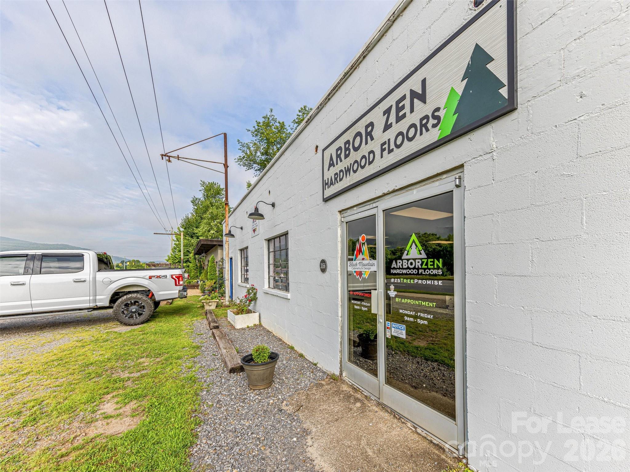 3156 Us 70 Highway Property Photo 6