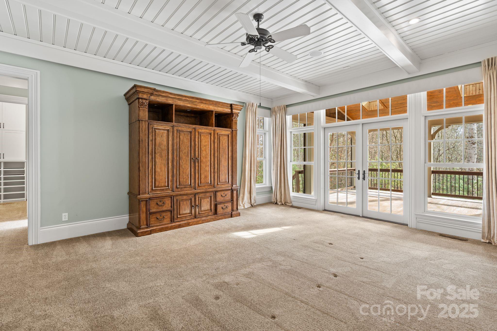 14 Landsdowne Court Property Photo 18