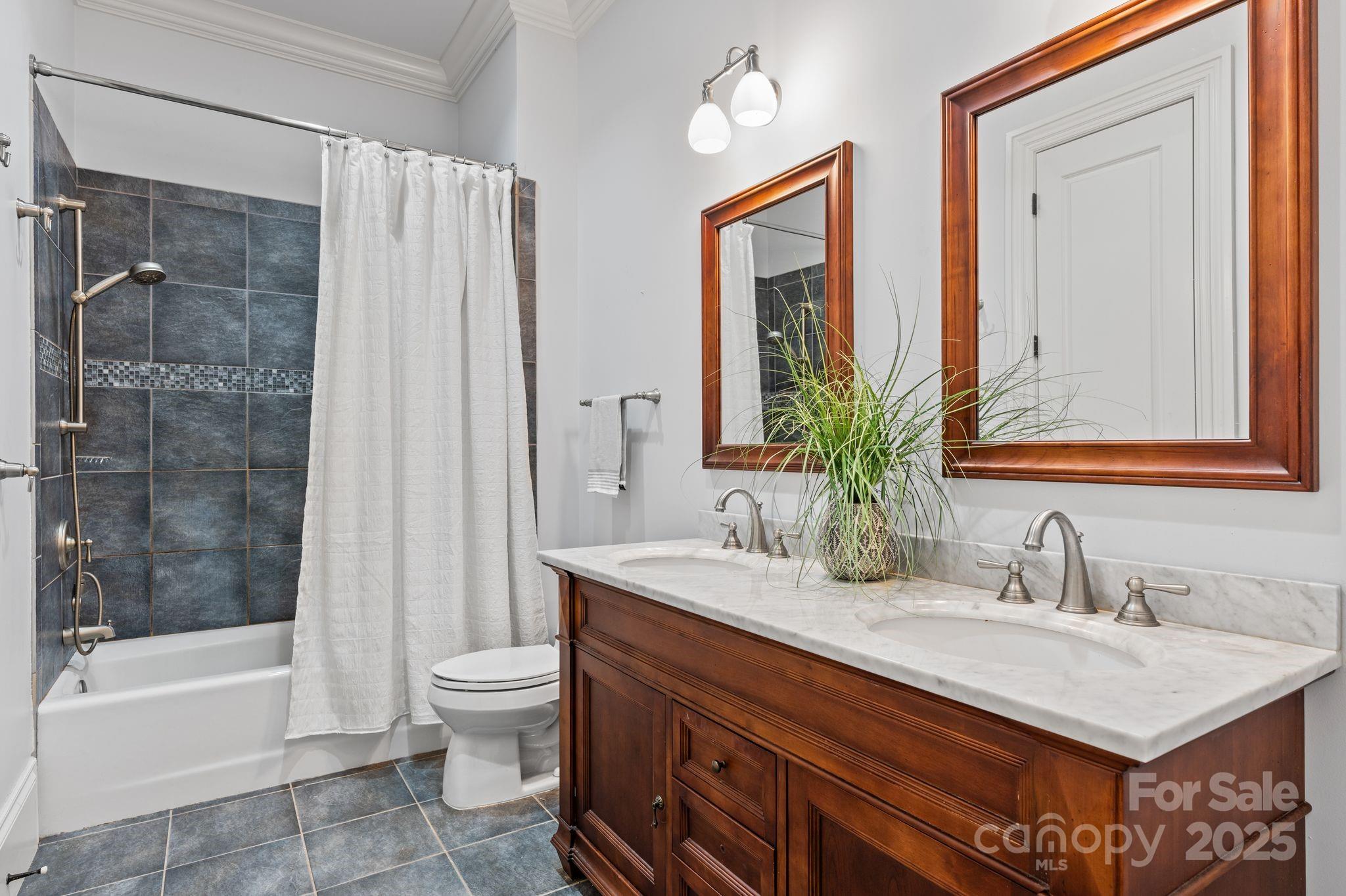 14 Landsdowne Court Property Photo 41