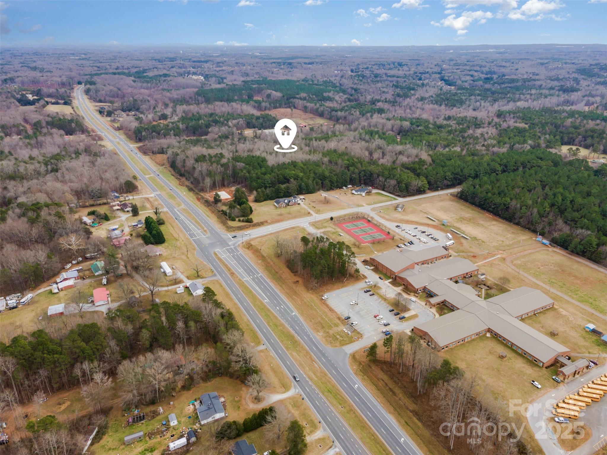 000 Statesville Boulevard Property Photo 18