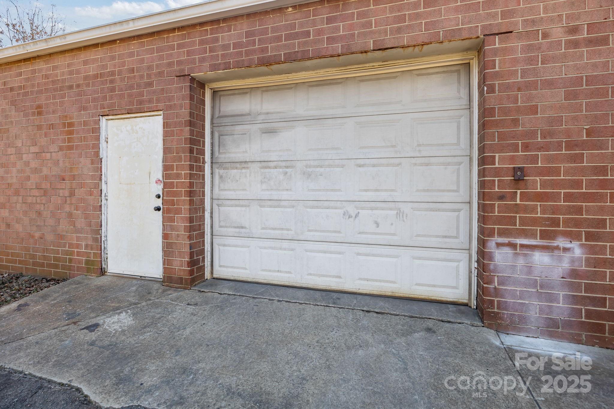 935 Shelton Avenue Property Photo 5