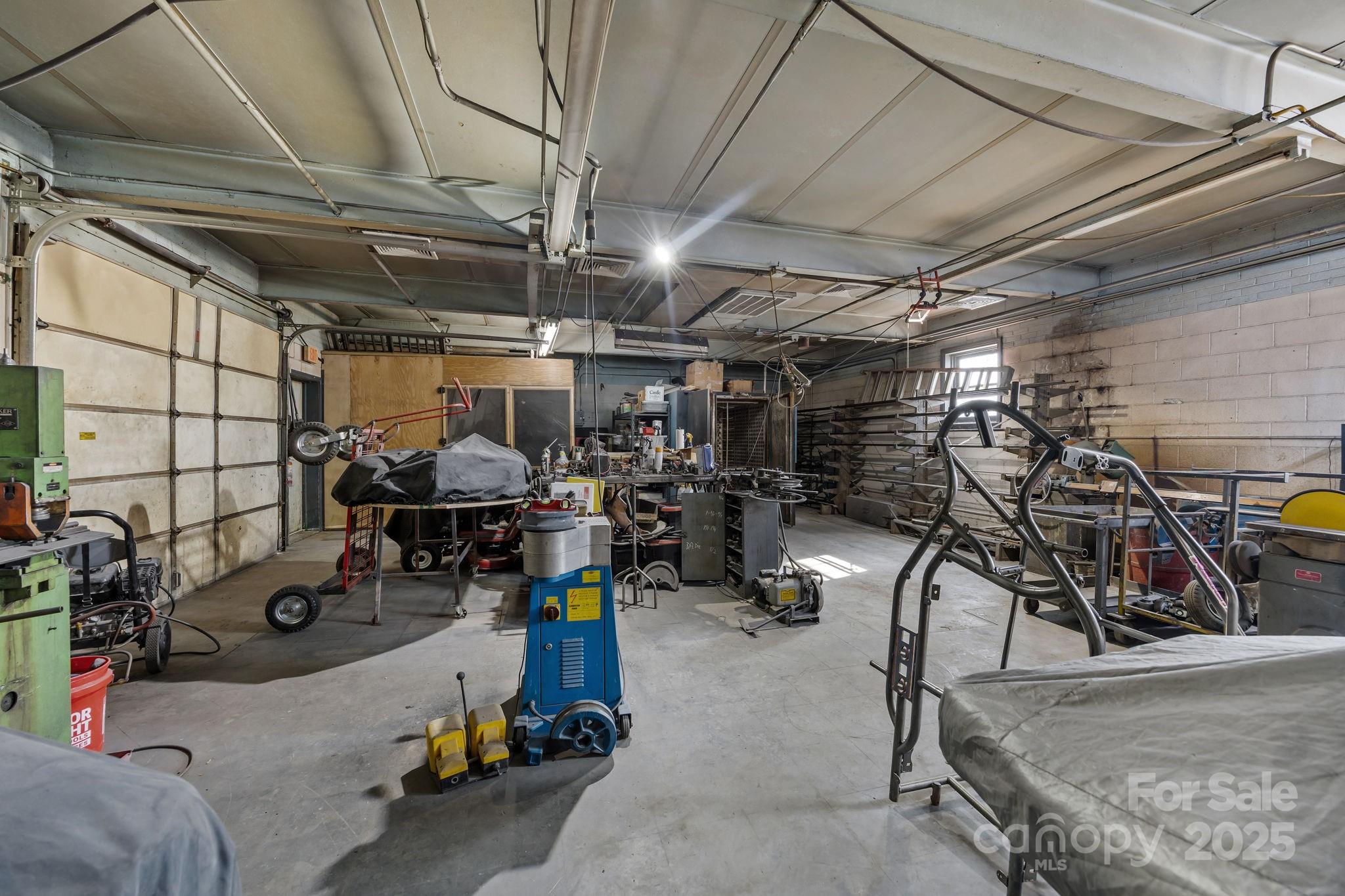 935 Shelton Avenue Property Photo 31