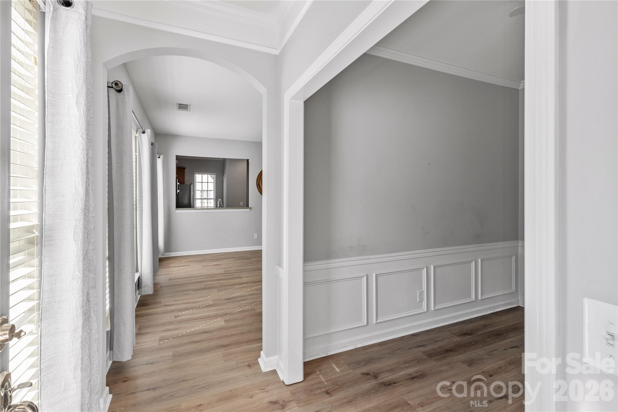 2034 Sweetleaf Drive Property Photo 3