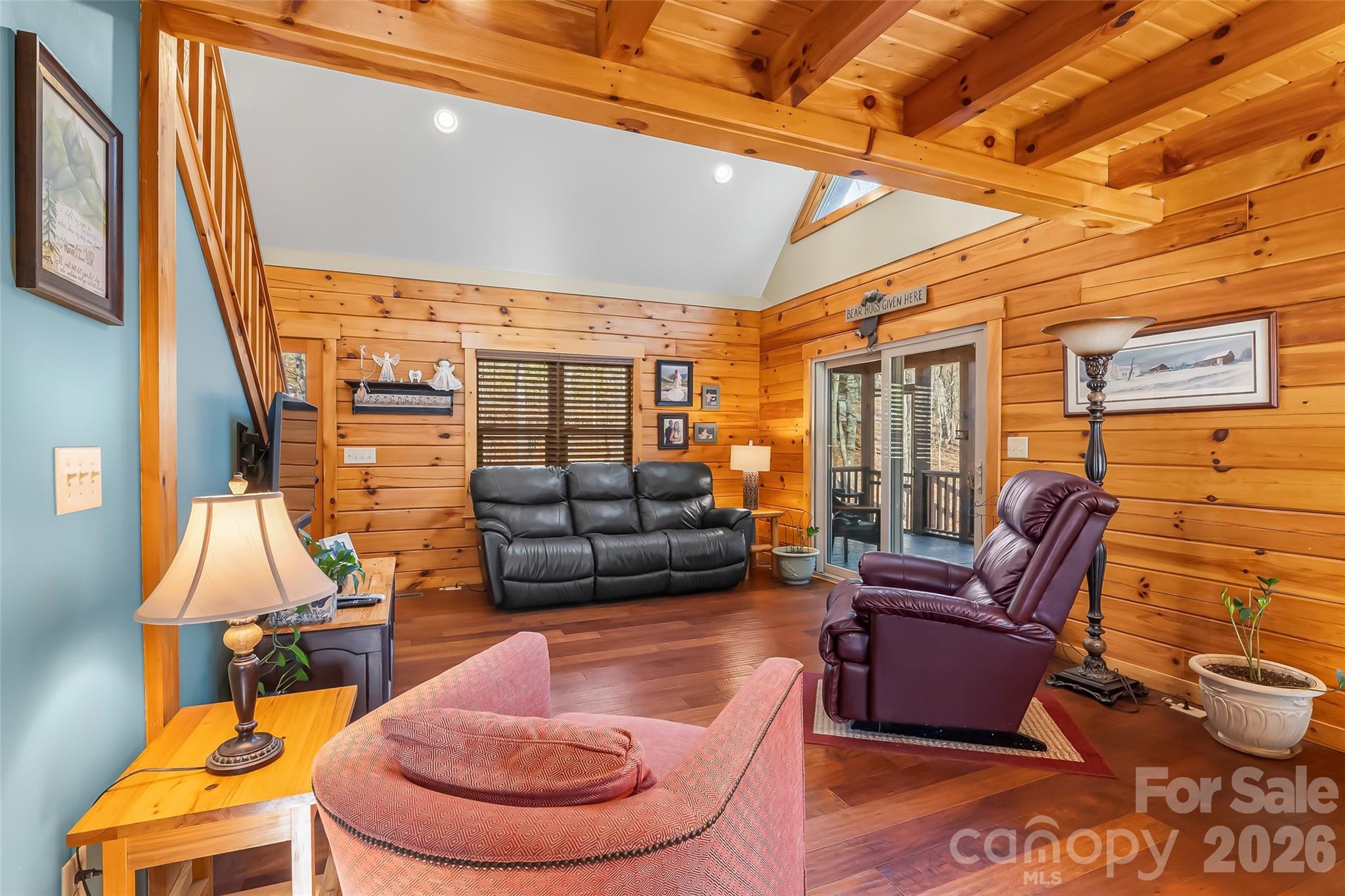 204 Mountain Vista Drive Property Photo 12