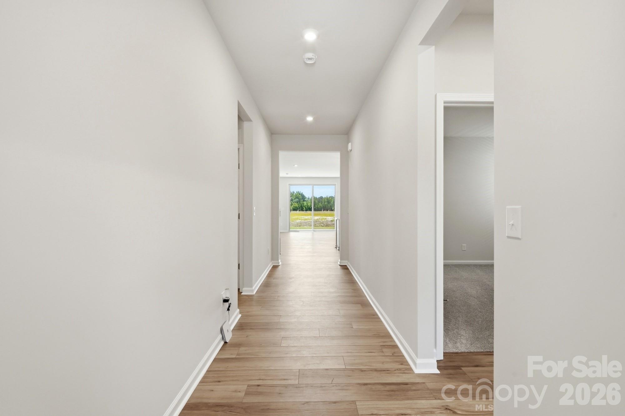2707 Westmont Drive Property Photo 6