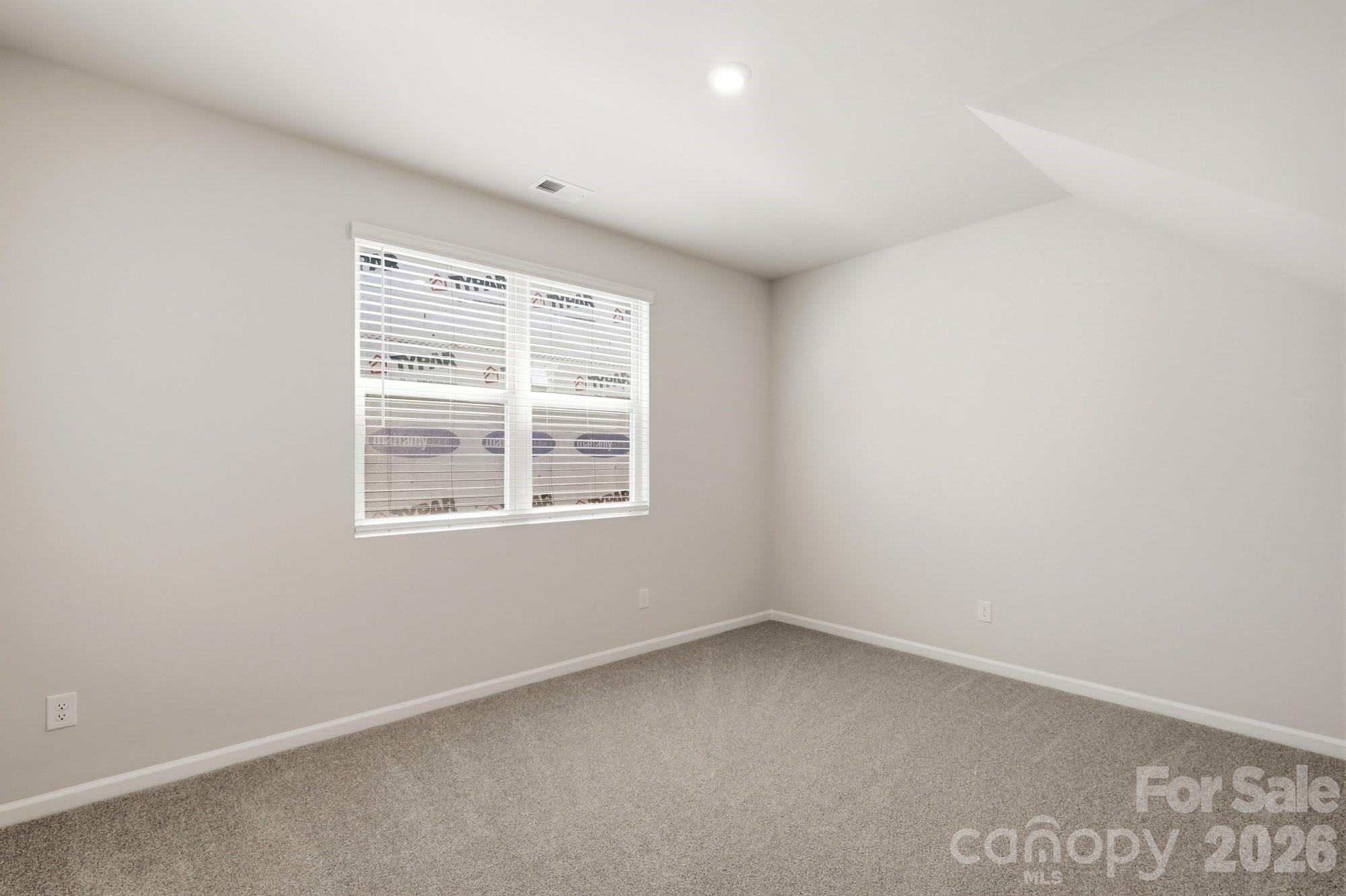 2707 Westmont Drive Property Photo 15