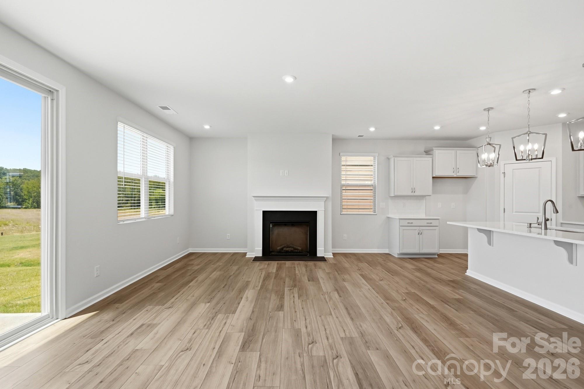 2707 Westmont Drive Property Photo 29