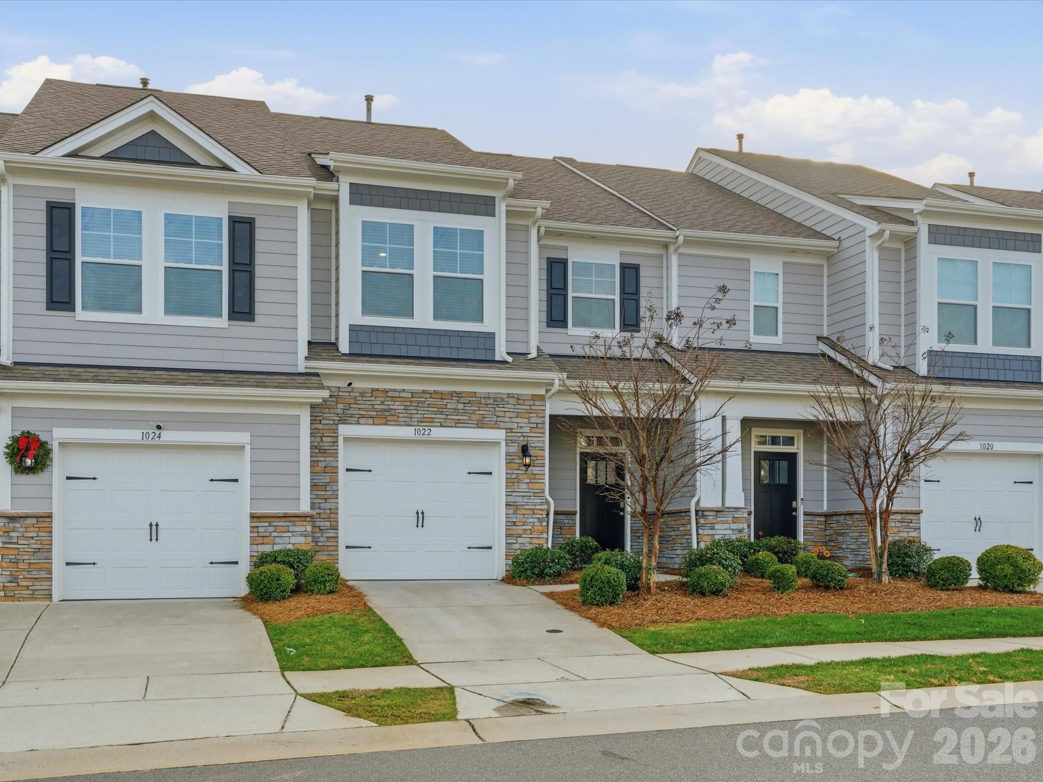 1022 Chicory Trace Property Photo 2