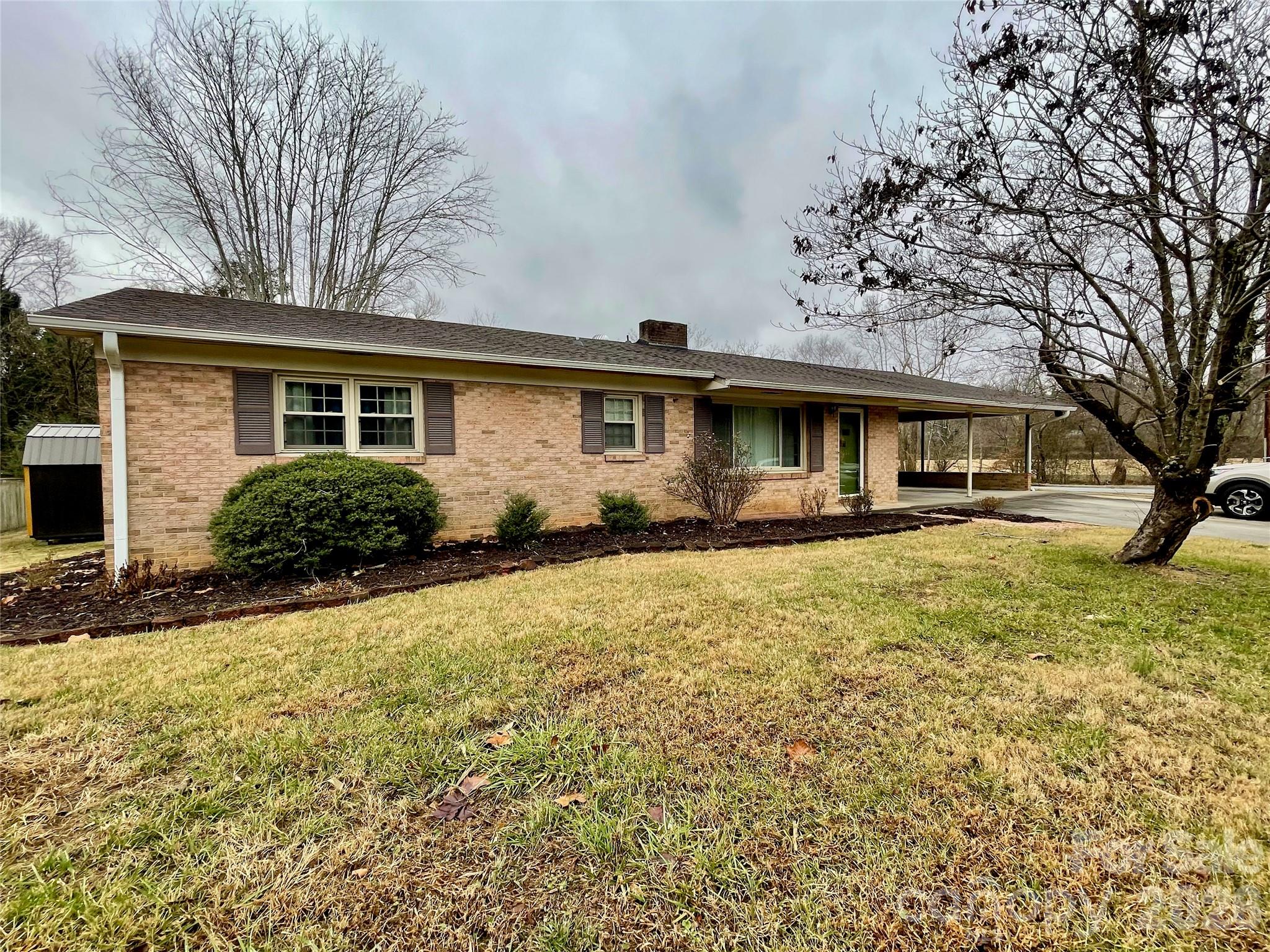 635 Powell Road Property Photo 47