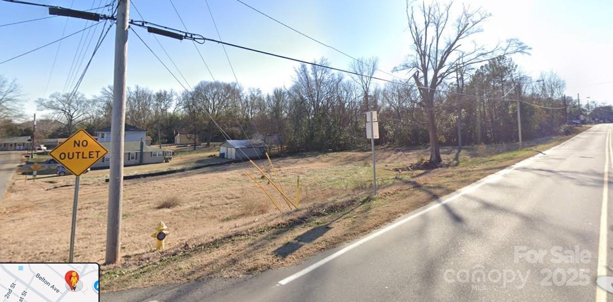 1303 S Main Street Property Photo 2