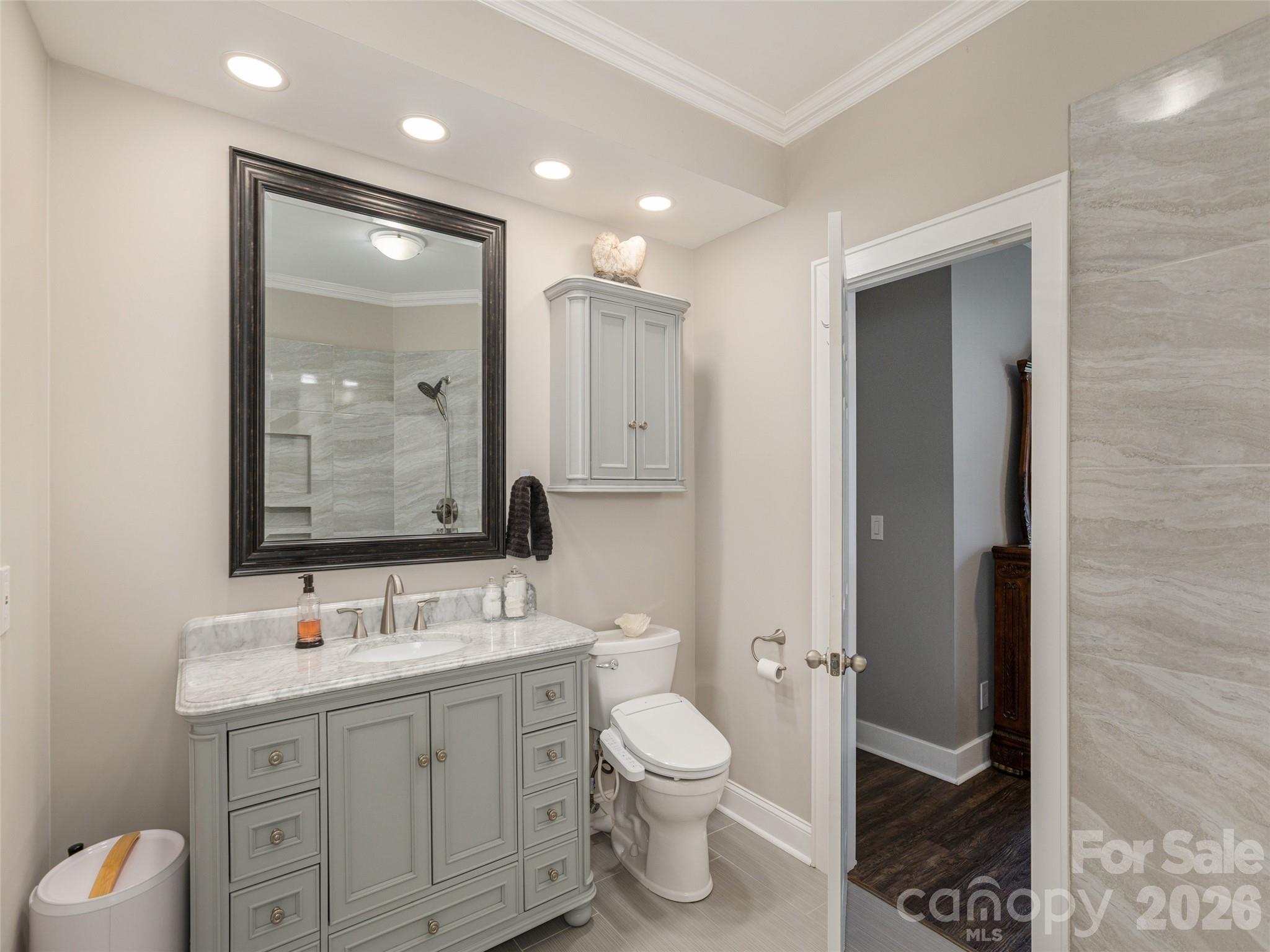 514 Whispering Hills Drive Property Photo 19