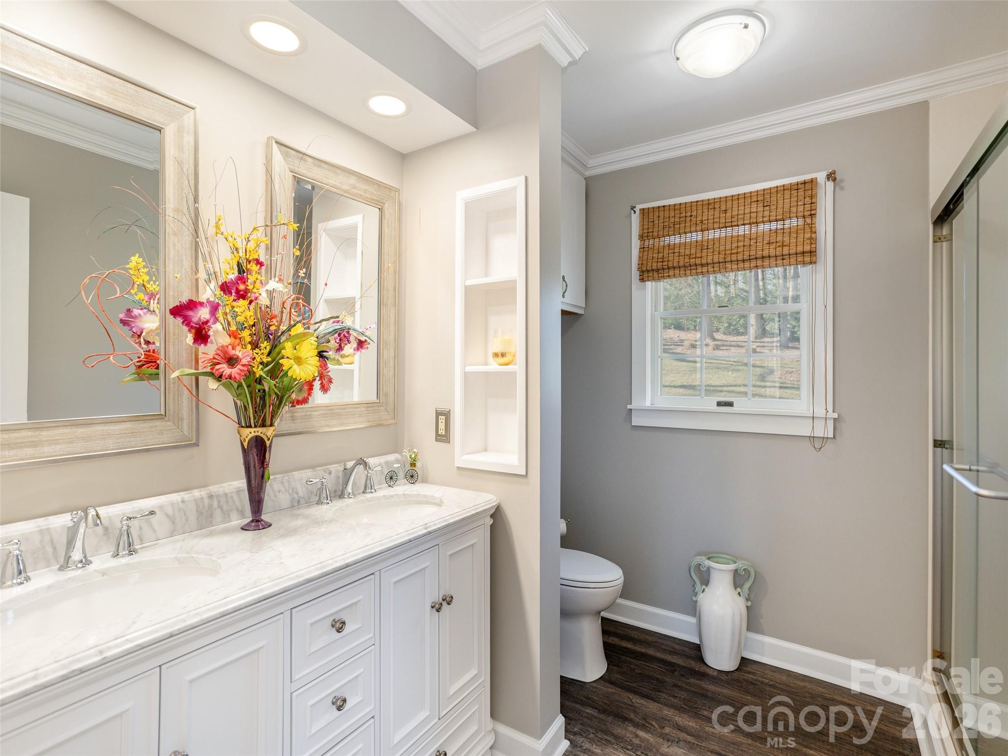 514 Whispering Hills Drive Property Photo 22