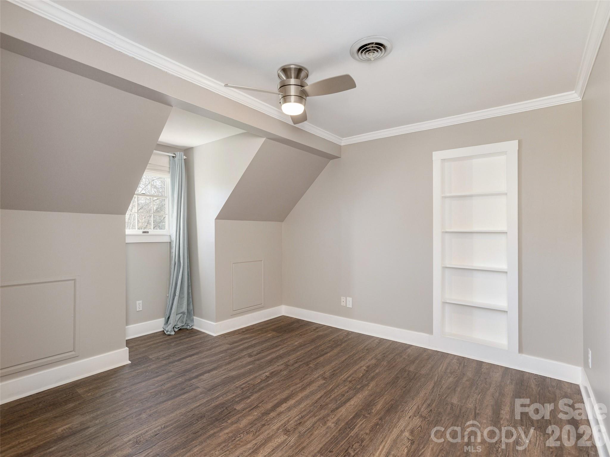 514 Whispering Hills Drive Property Photo 25