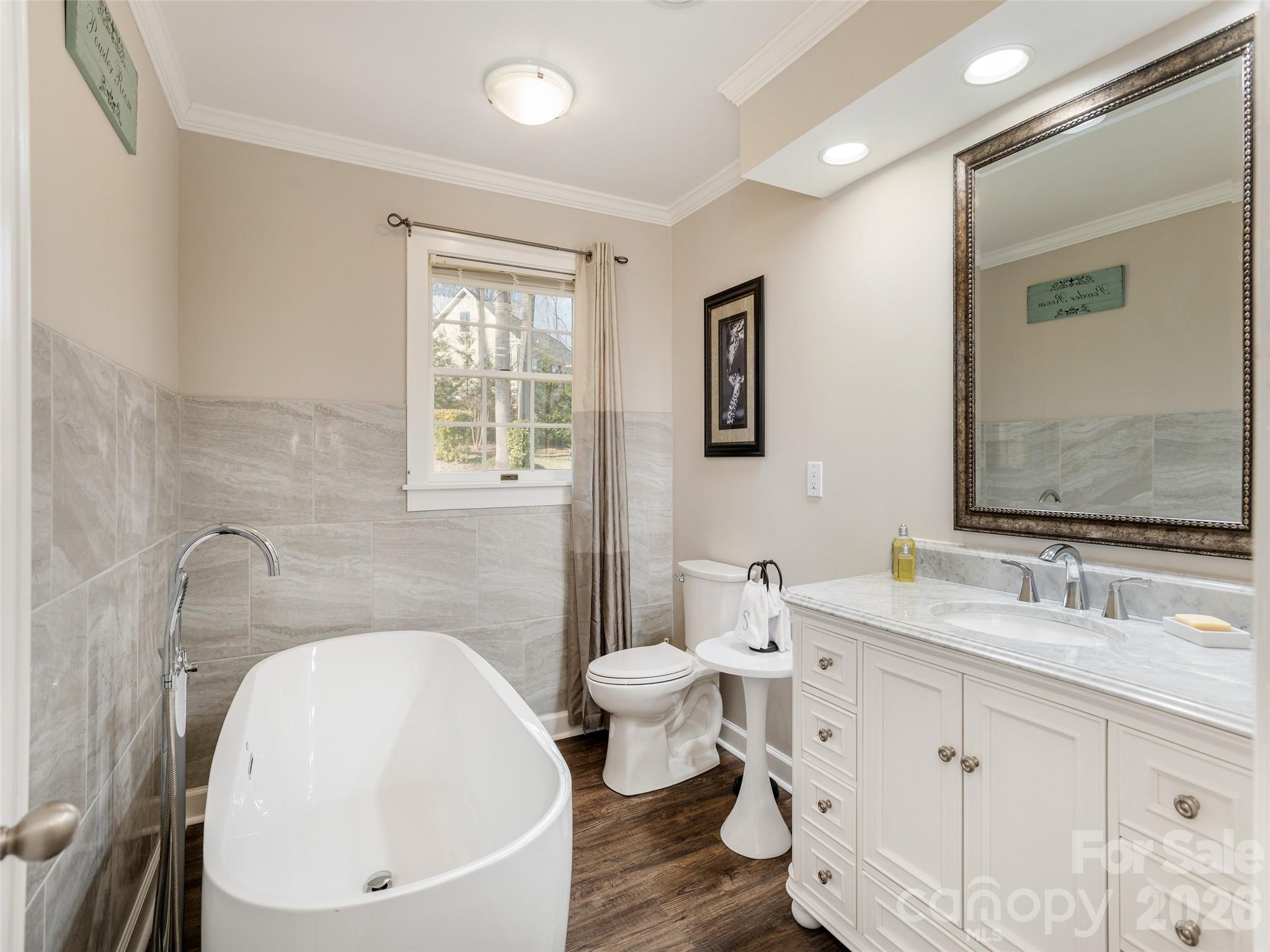 514 Whispering Hills Drive Property Photo 26