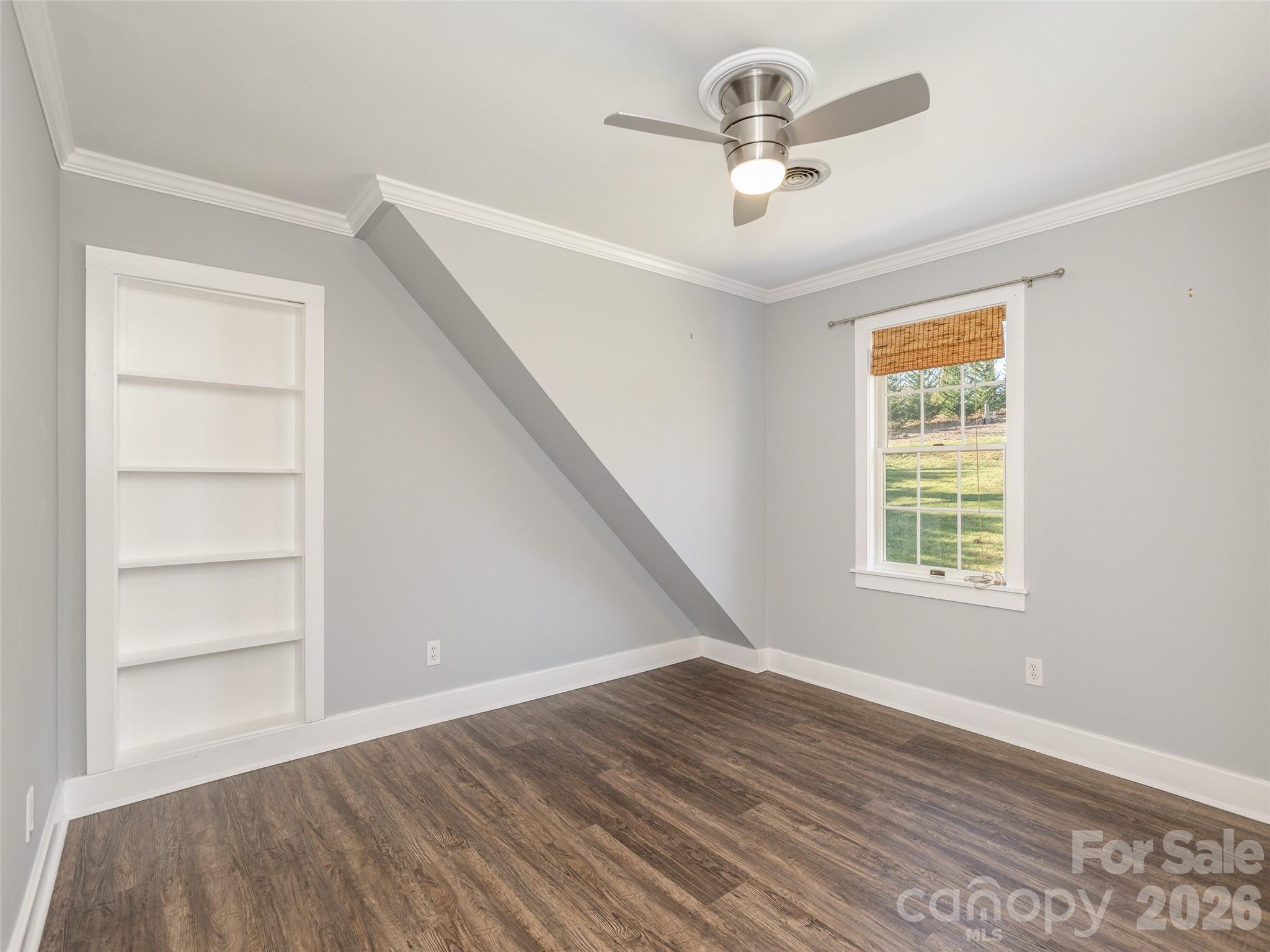 514 Whispering Hills Drive Property Photo 29