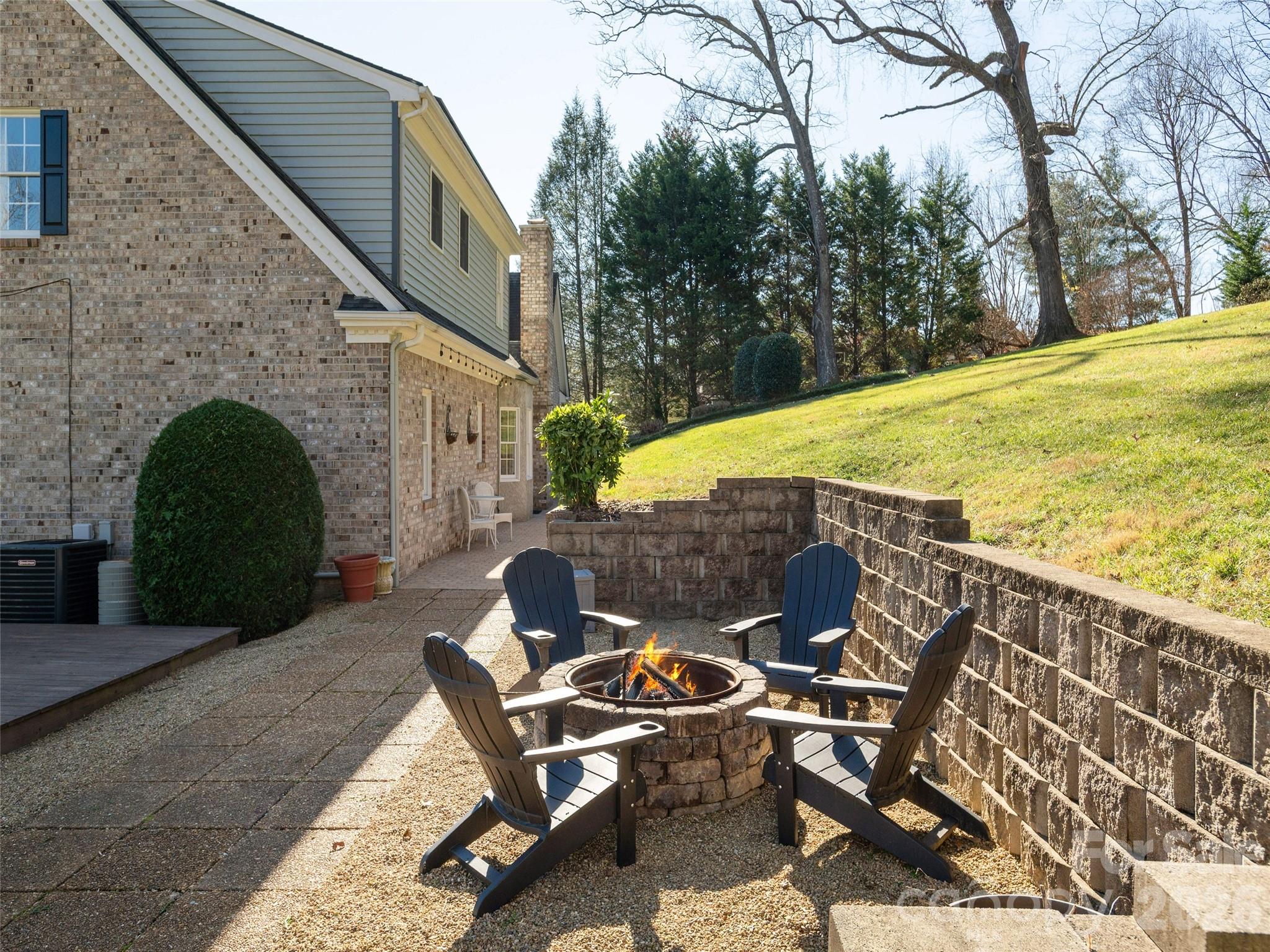 514 Whispering Hills Drive Property Photo 42