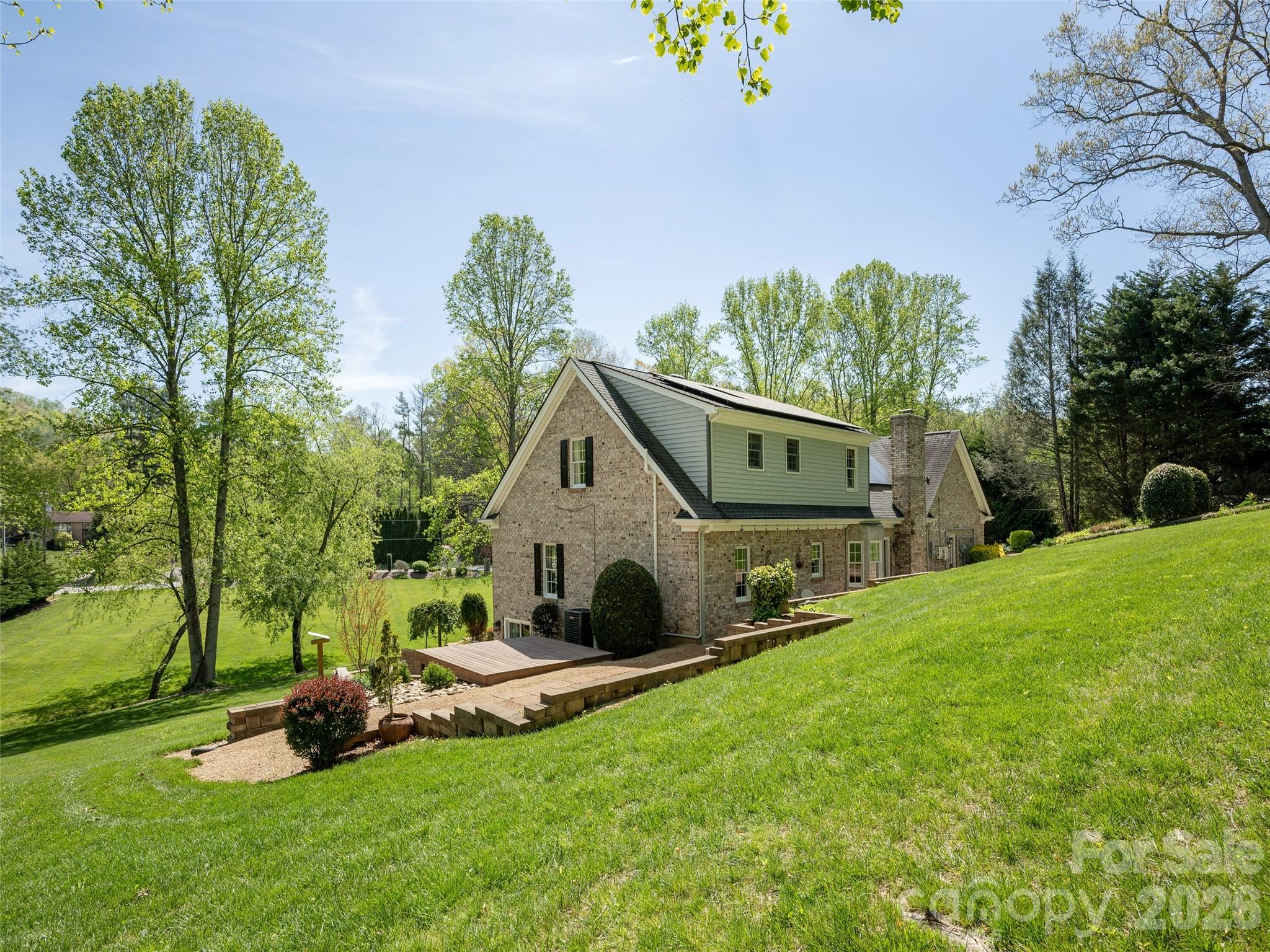 514 Whispering Hills Drive Property Photo 44