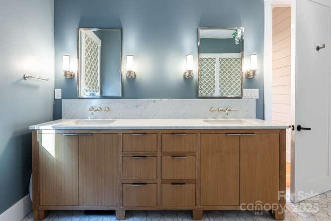 131 Lodestone Drive Property Photo 23