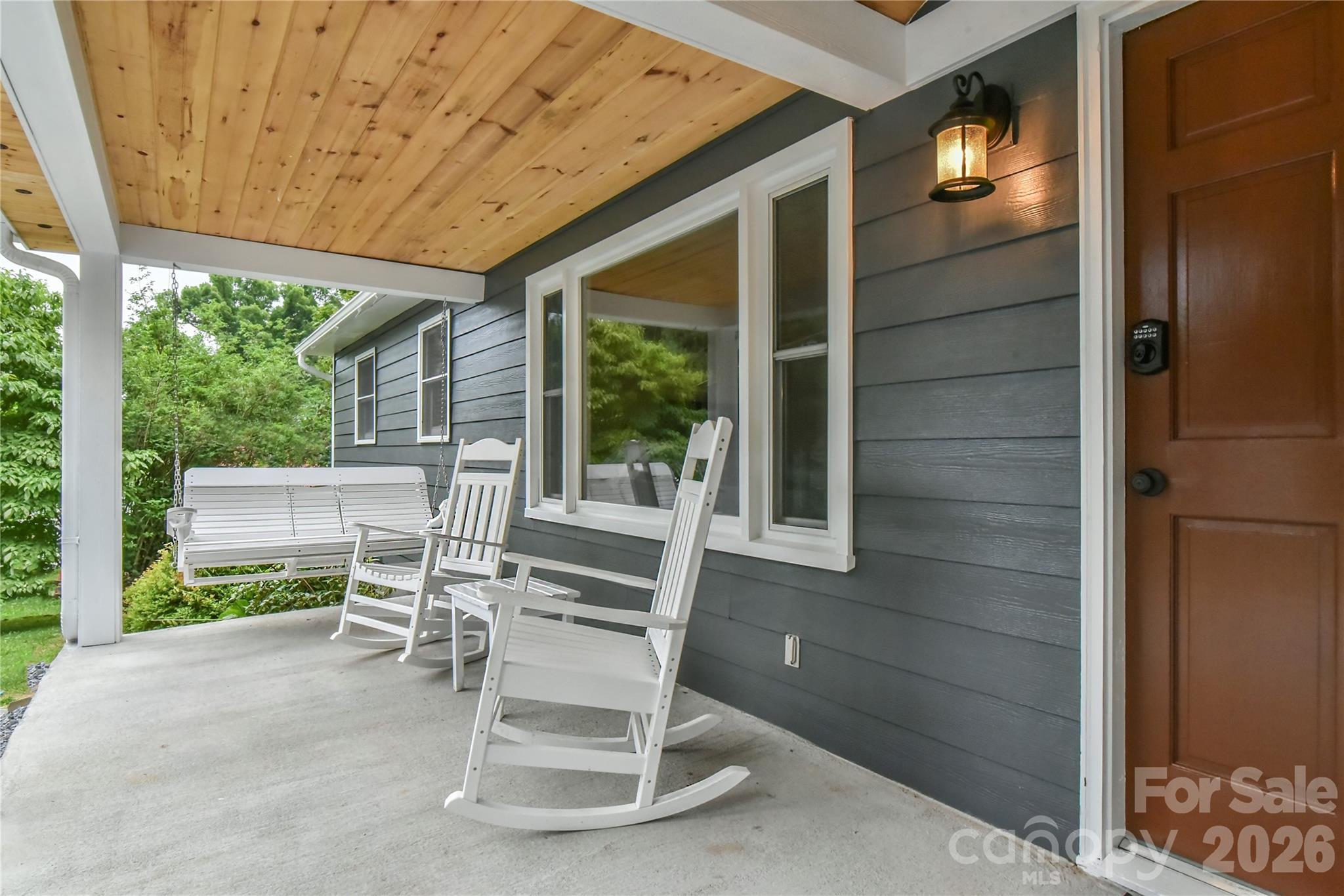 5 E Keesler Street Property Photo 2