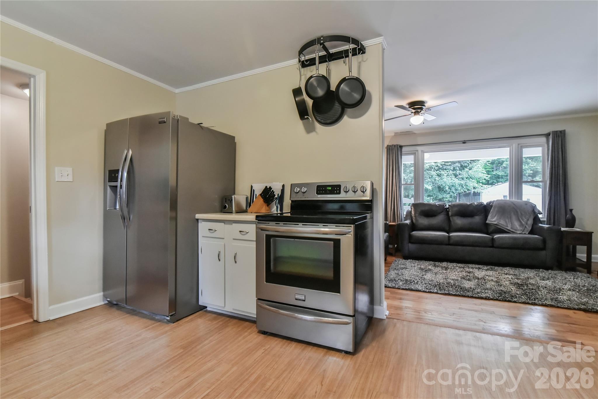 5 E Keesler Street Property Photo 8
